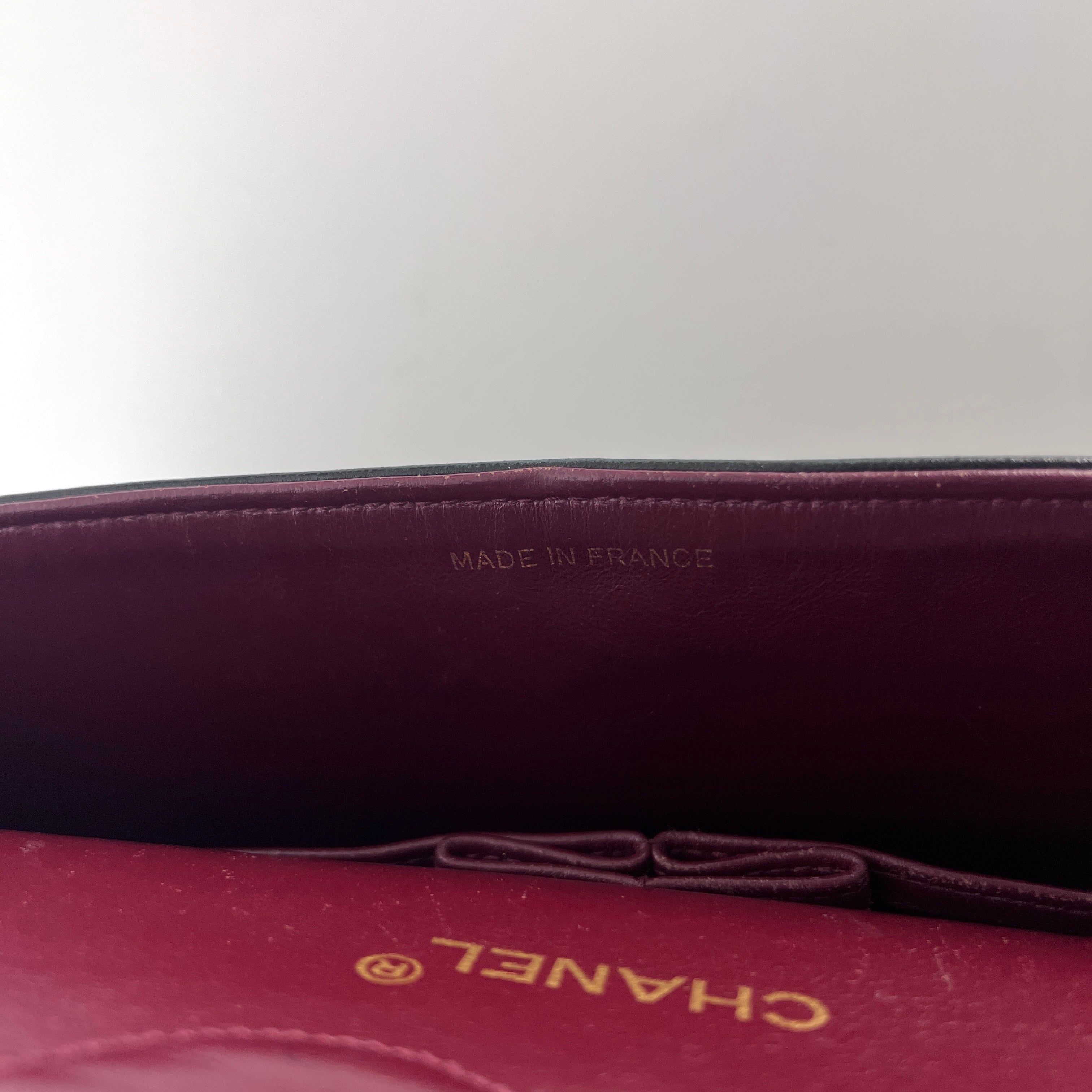 Sac à main CHANEL Timeless classique medium double flap cuir noir