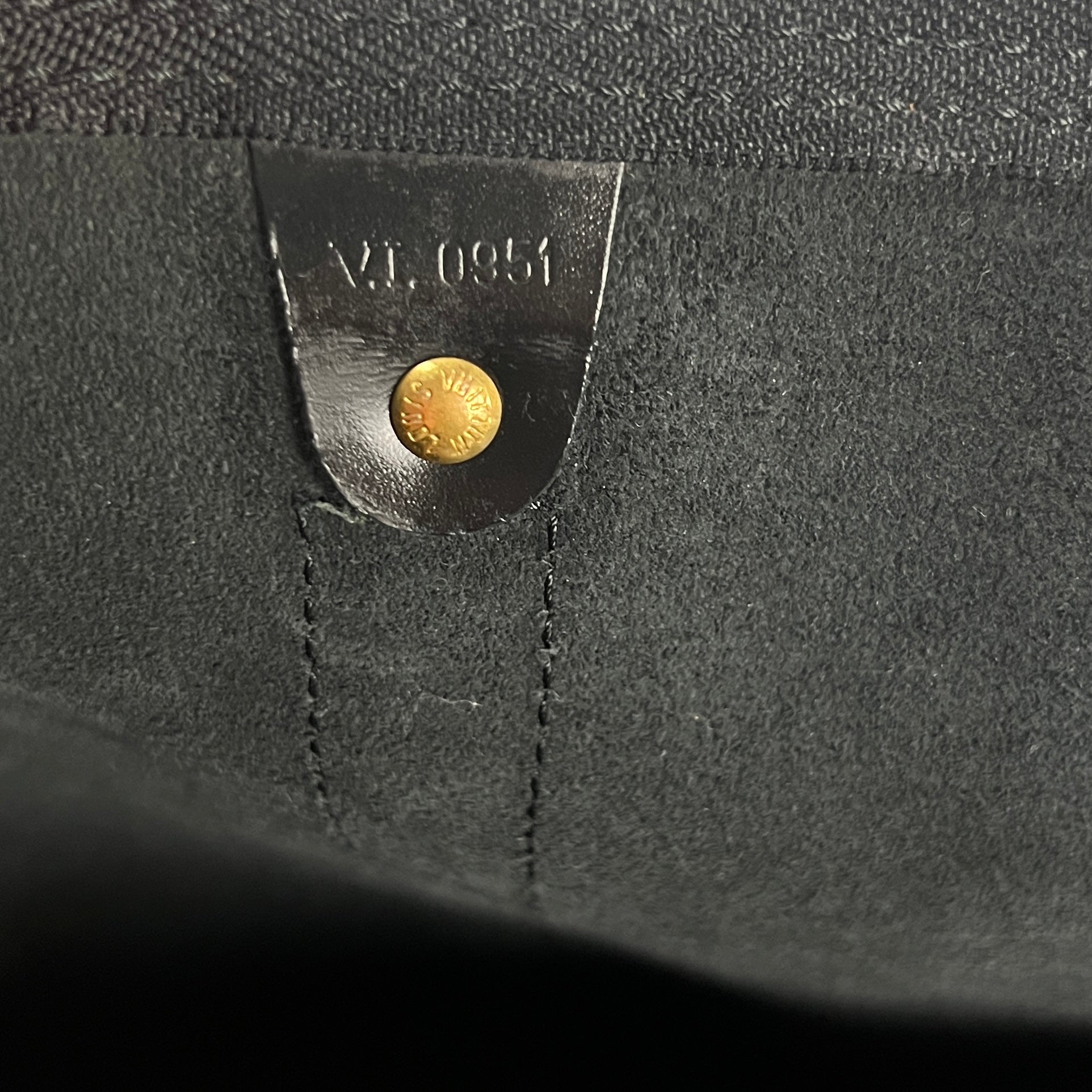 LOUIS VUITTON Keepall 55 black epi leather handbag