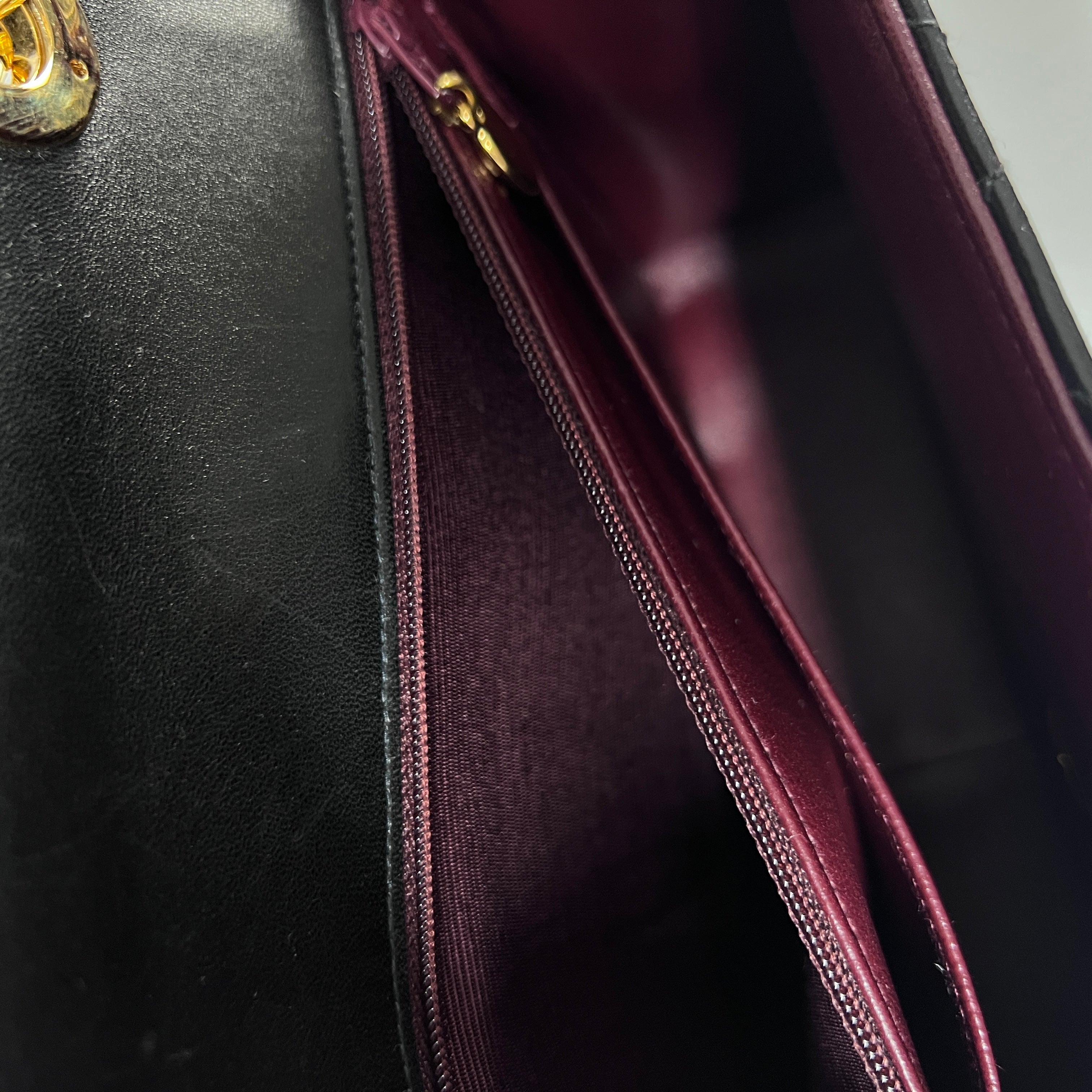 Sac à main CHANEL Timeless classique jumbo cuir noir
