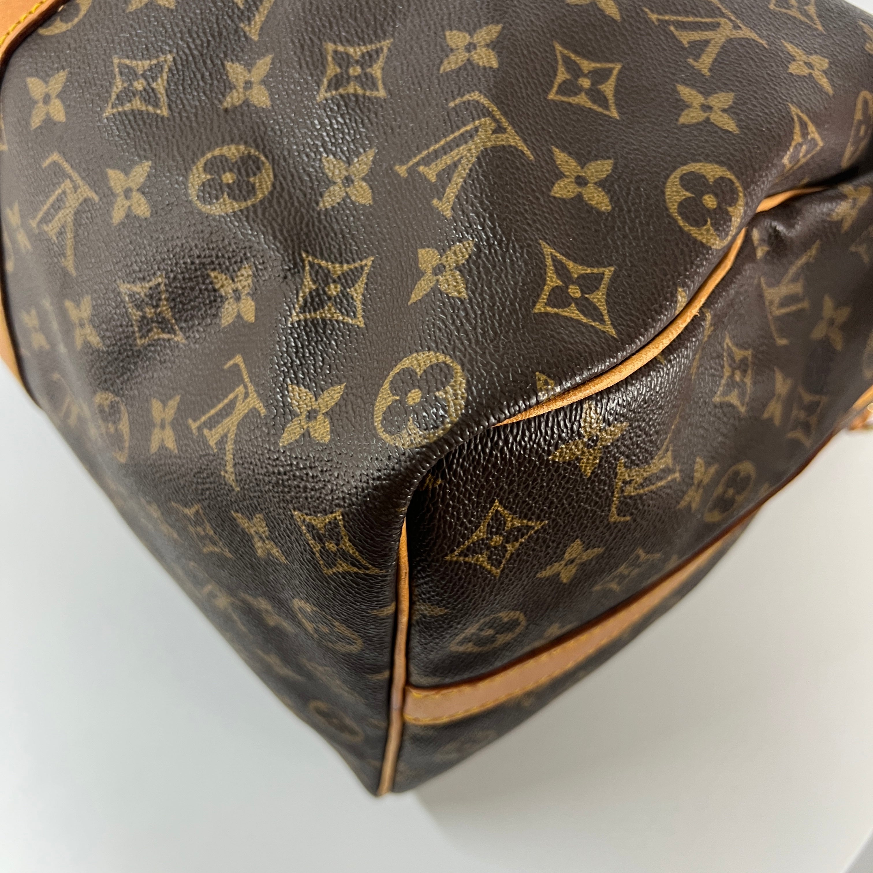 LOUIS VUITTON Keepall 50 canvas and brown leather handbag