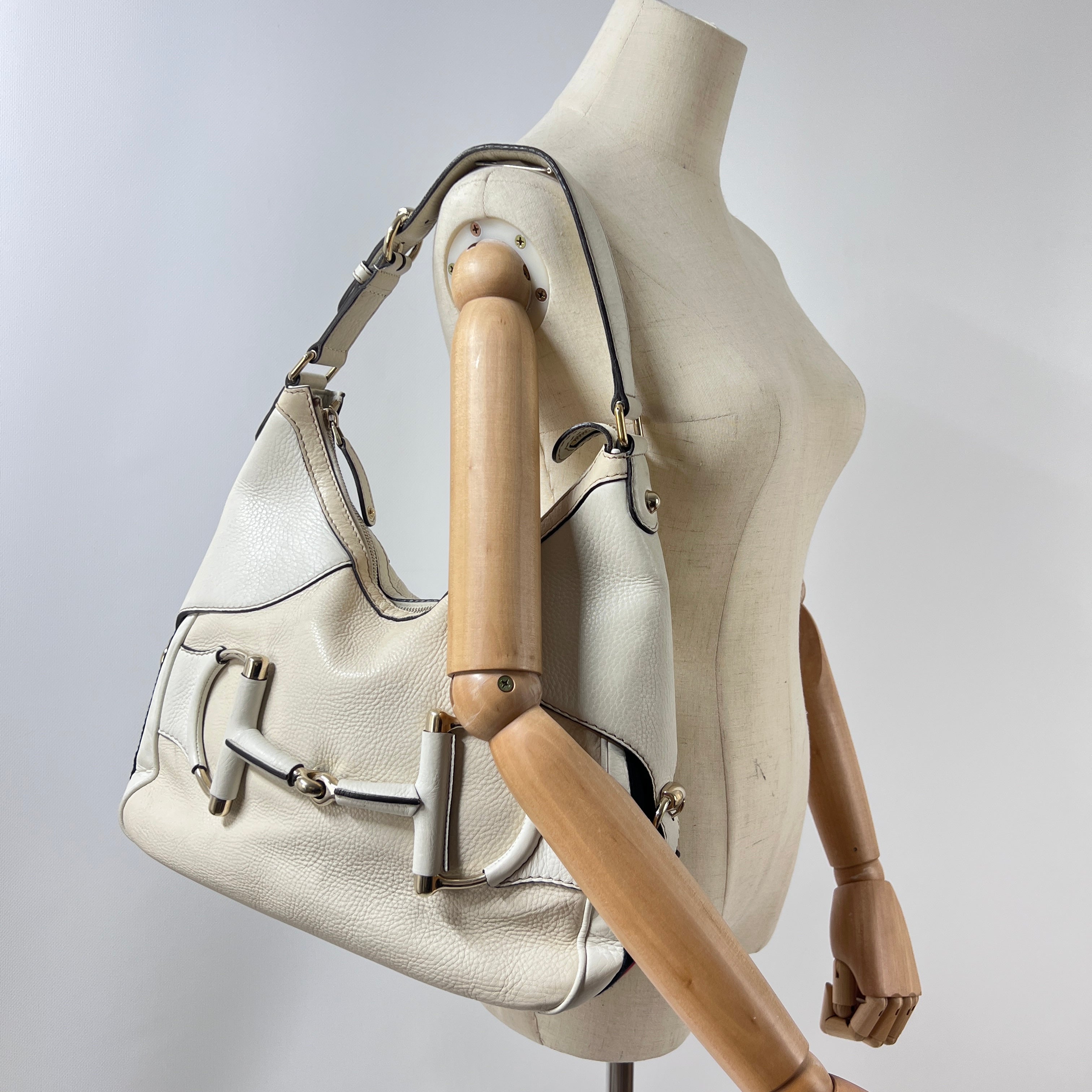 GUCCI Horsebit beige leather handbag