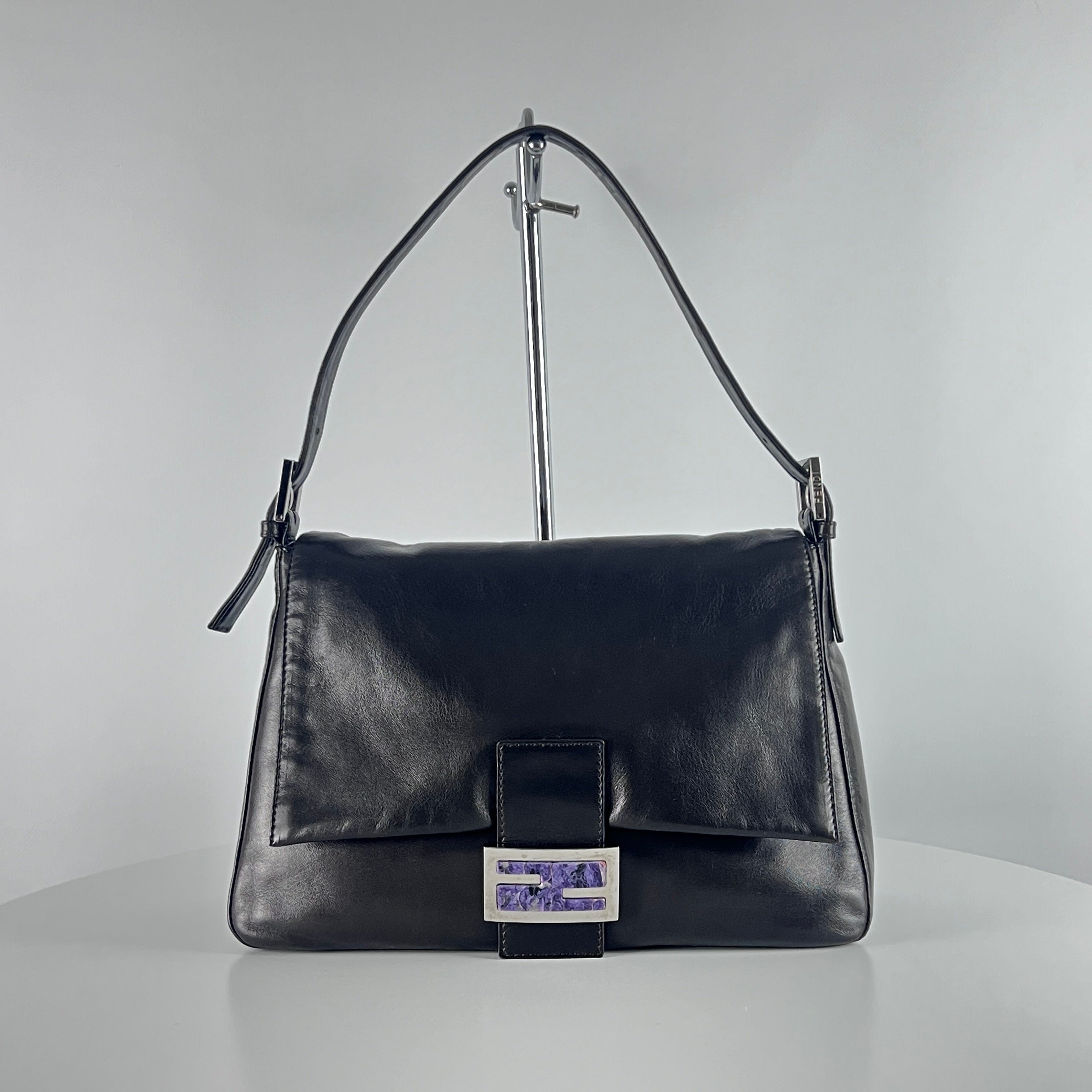 FENDI Mamma Leather handbag in brown leather