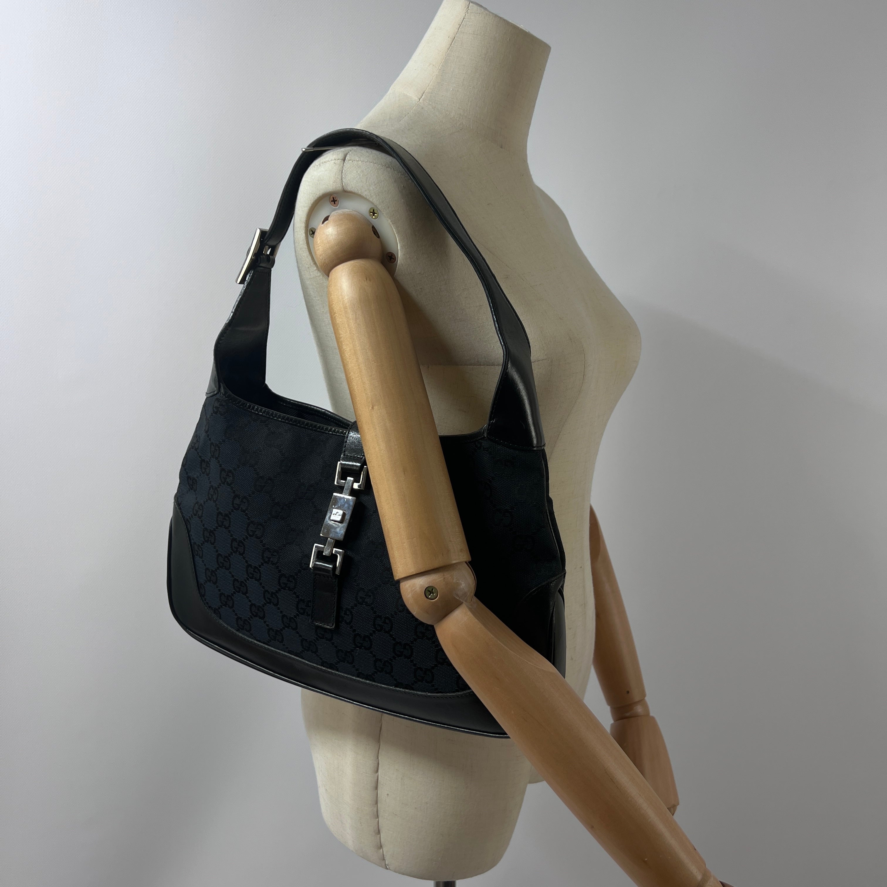 Sac à main GUCCI Jackie toile et cuir noir
