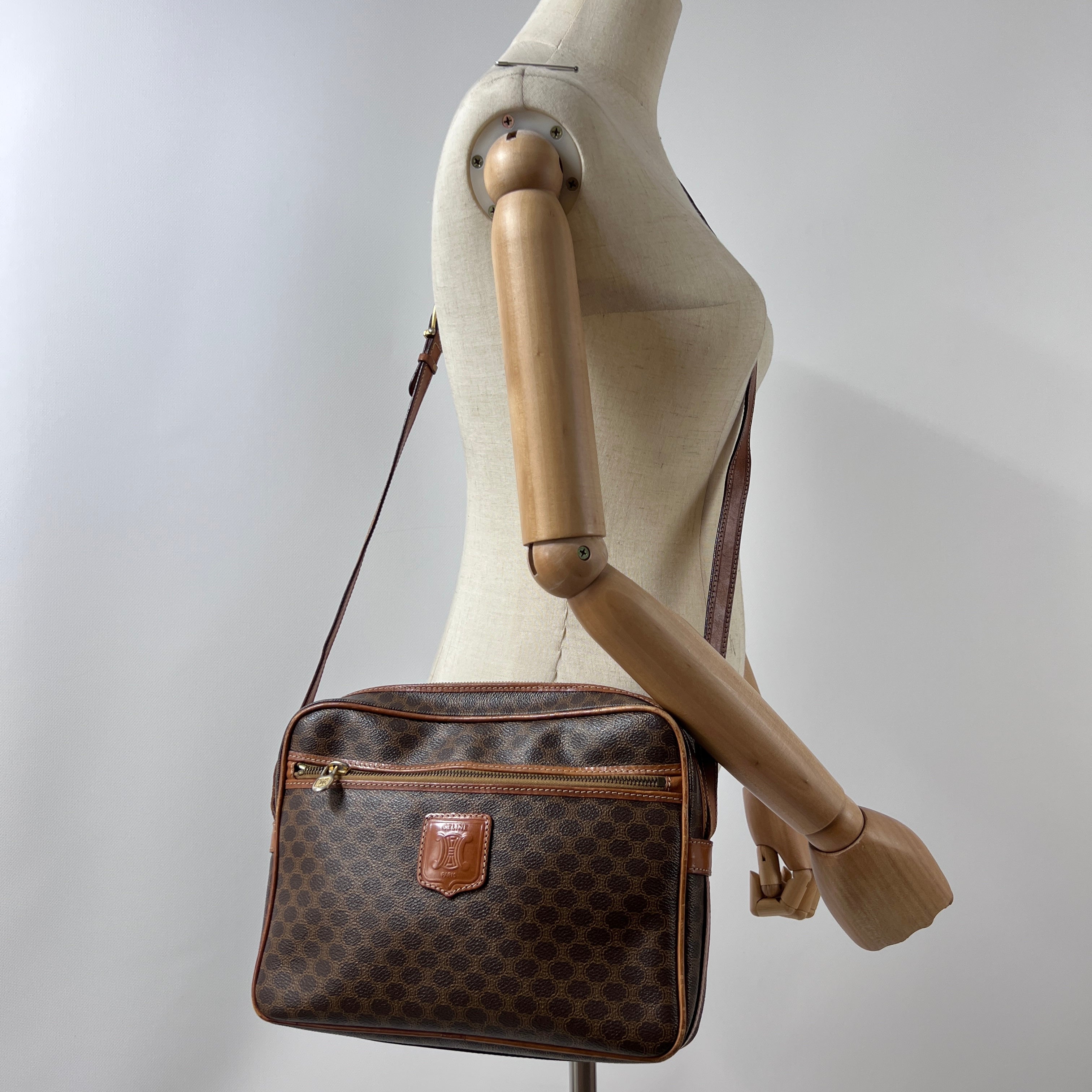 Sac à main CELINE Camera Strap toile et cuir marron