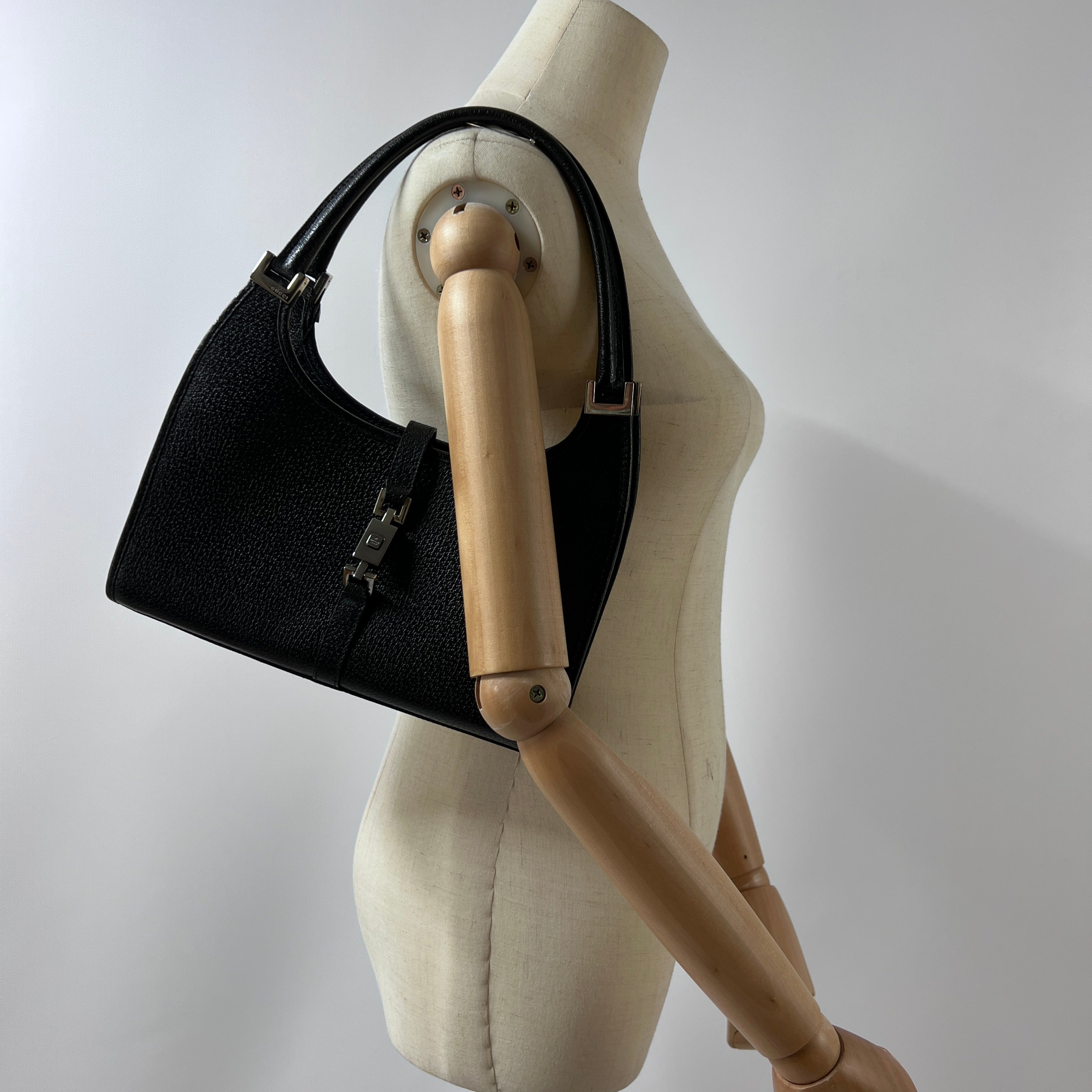 GUCCI Jackie black leather handbag