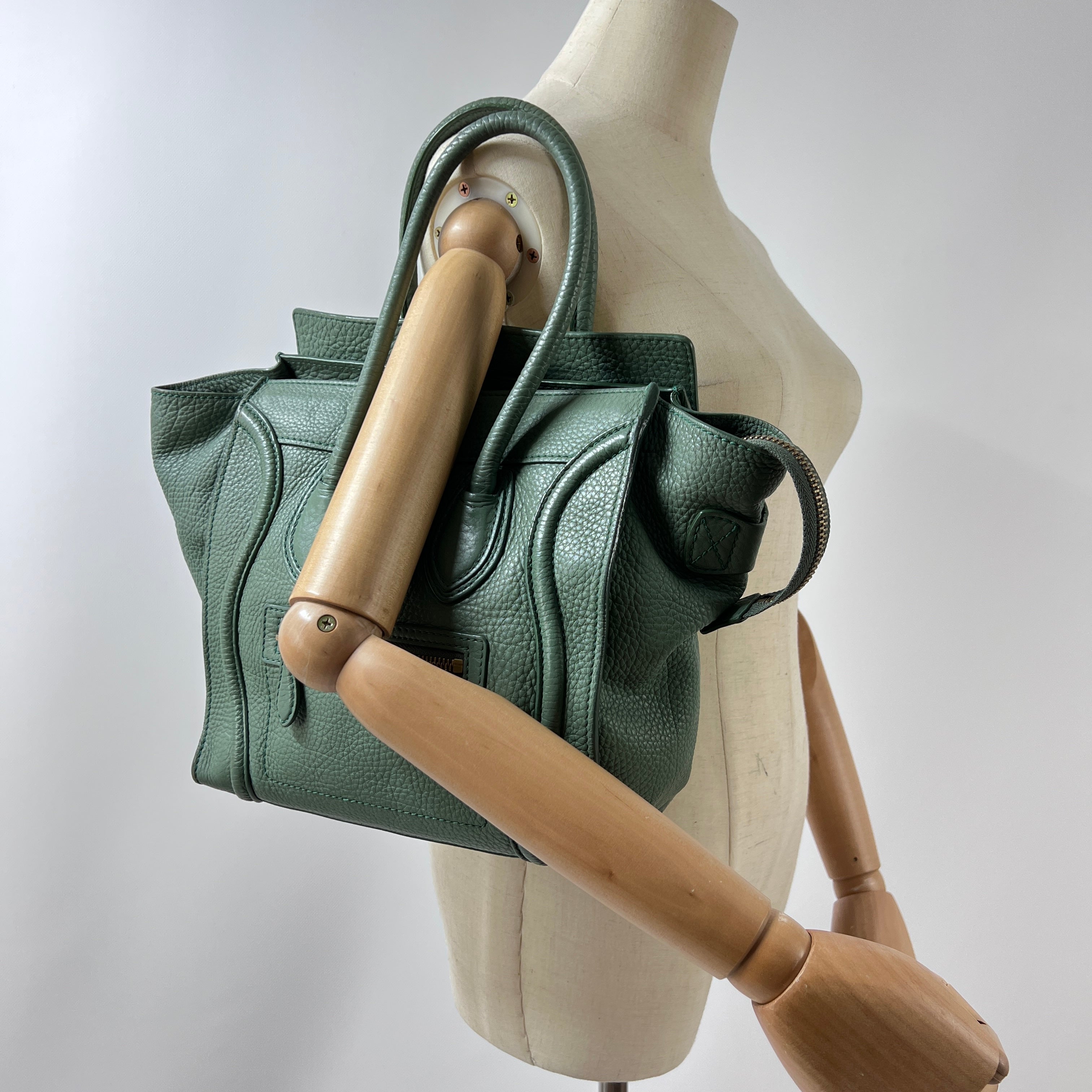 Sac à main CELINE Micro Luggage cuir vert