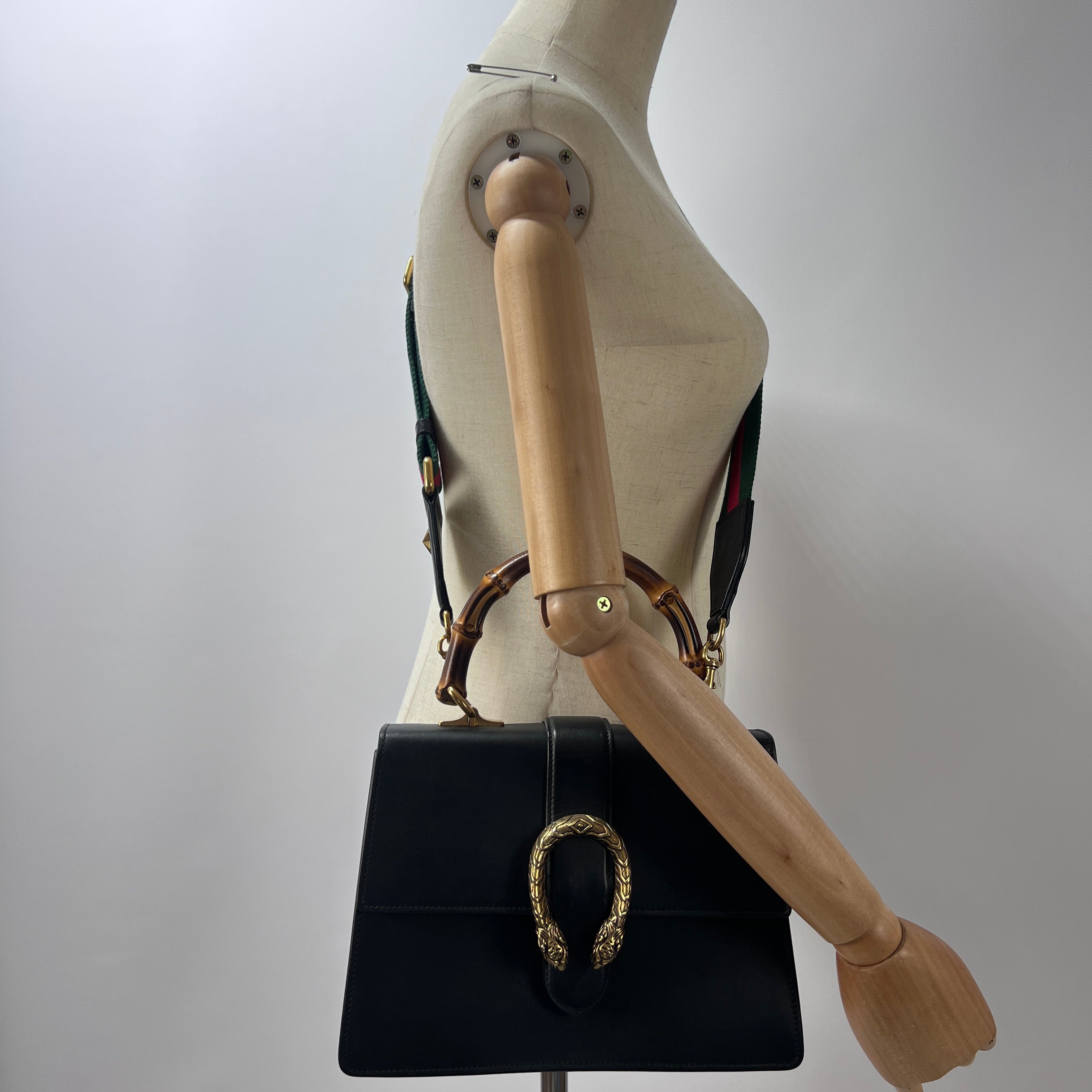 Sac à main GUCCI Dionysus cuir noir
