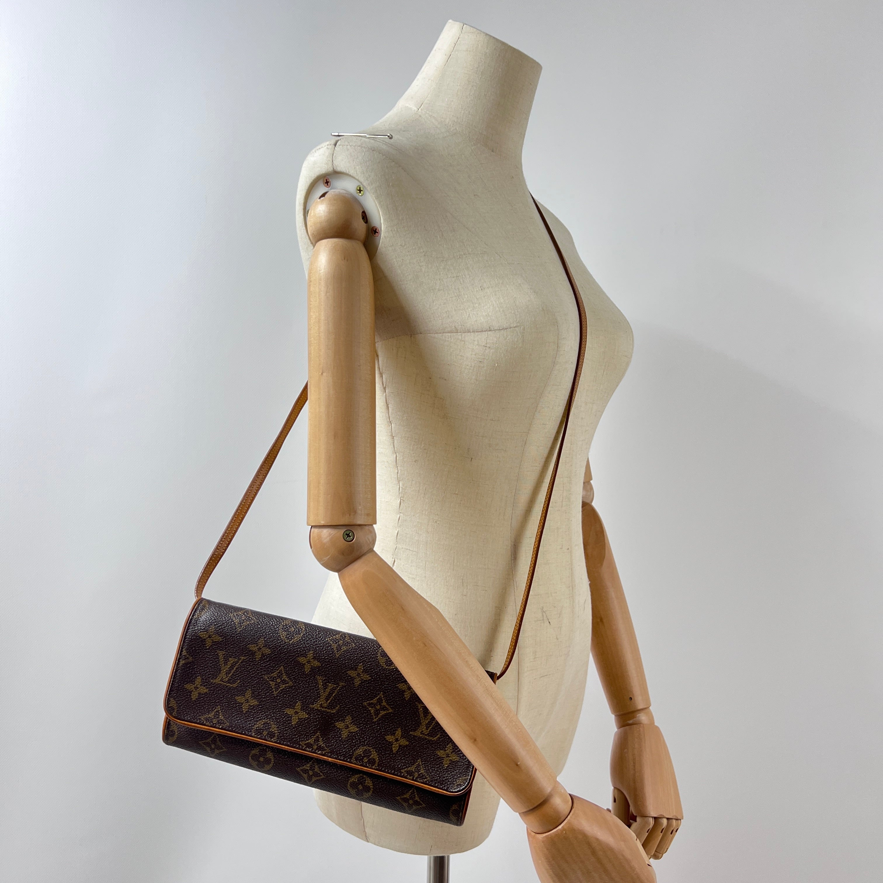 LOUIS VUITTON Pochette Twin GM handbag in brown canvas and leather