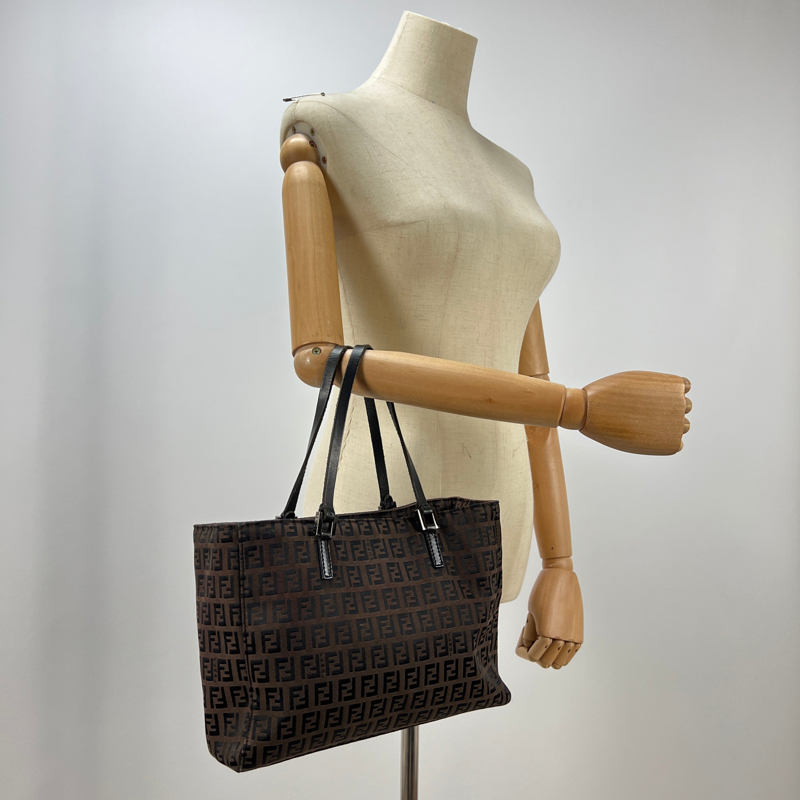 Sac à main FENDI toile et cuir marron