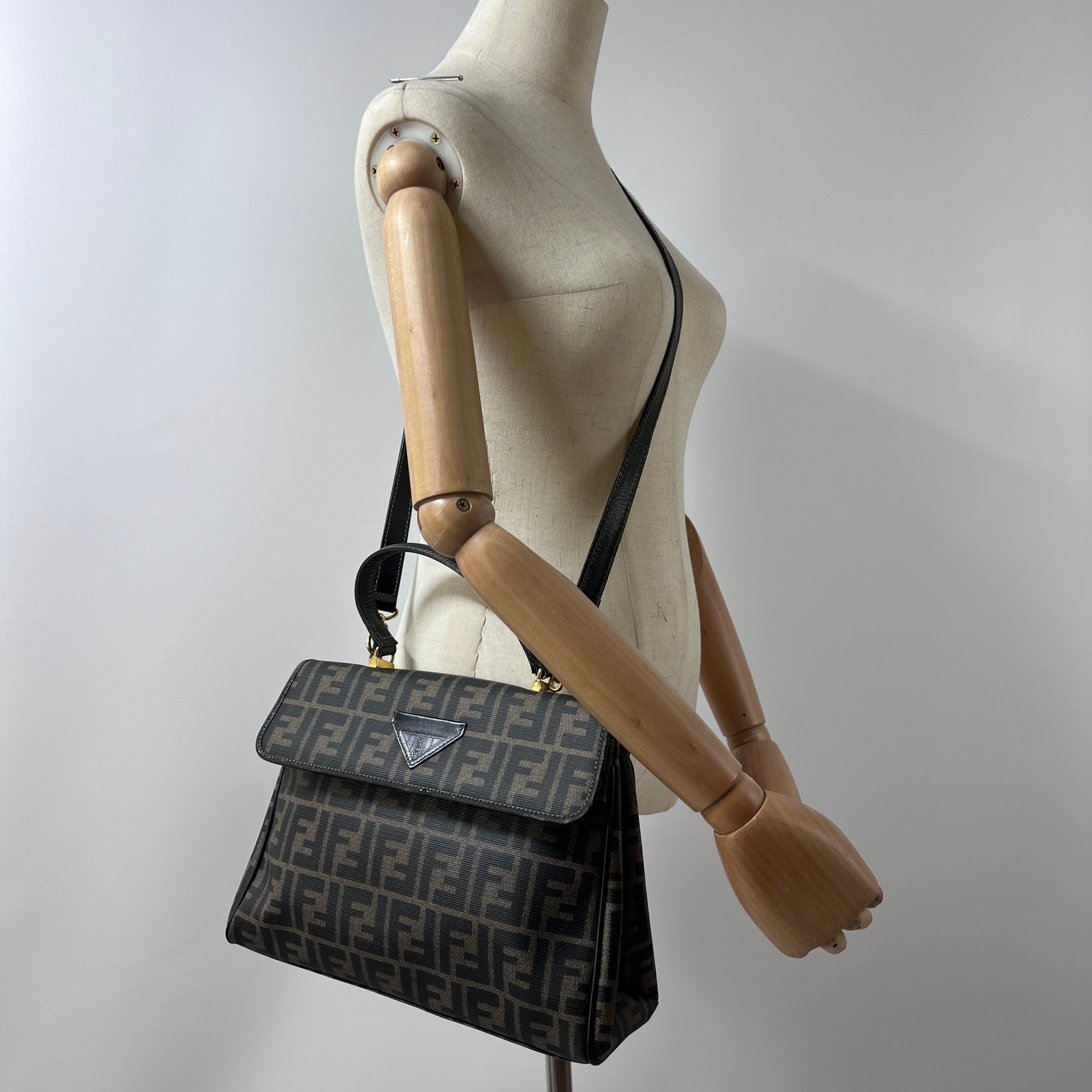 Sac à main FENDI Hand Soulder toile et cuir marron