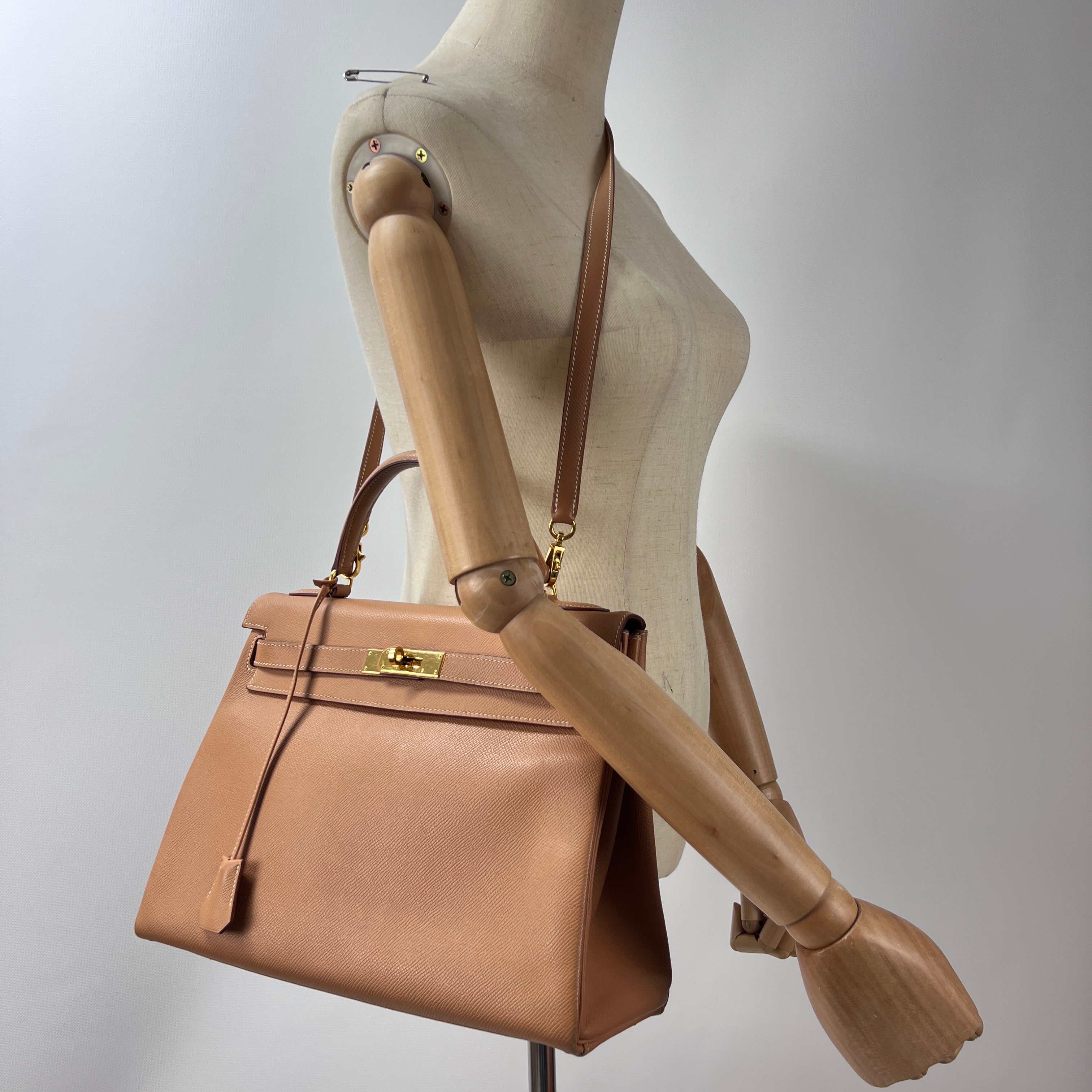 Sac à main HERMES Kelly cuir camel