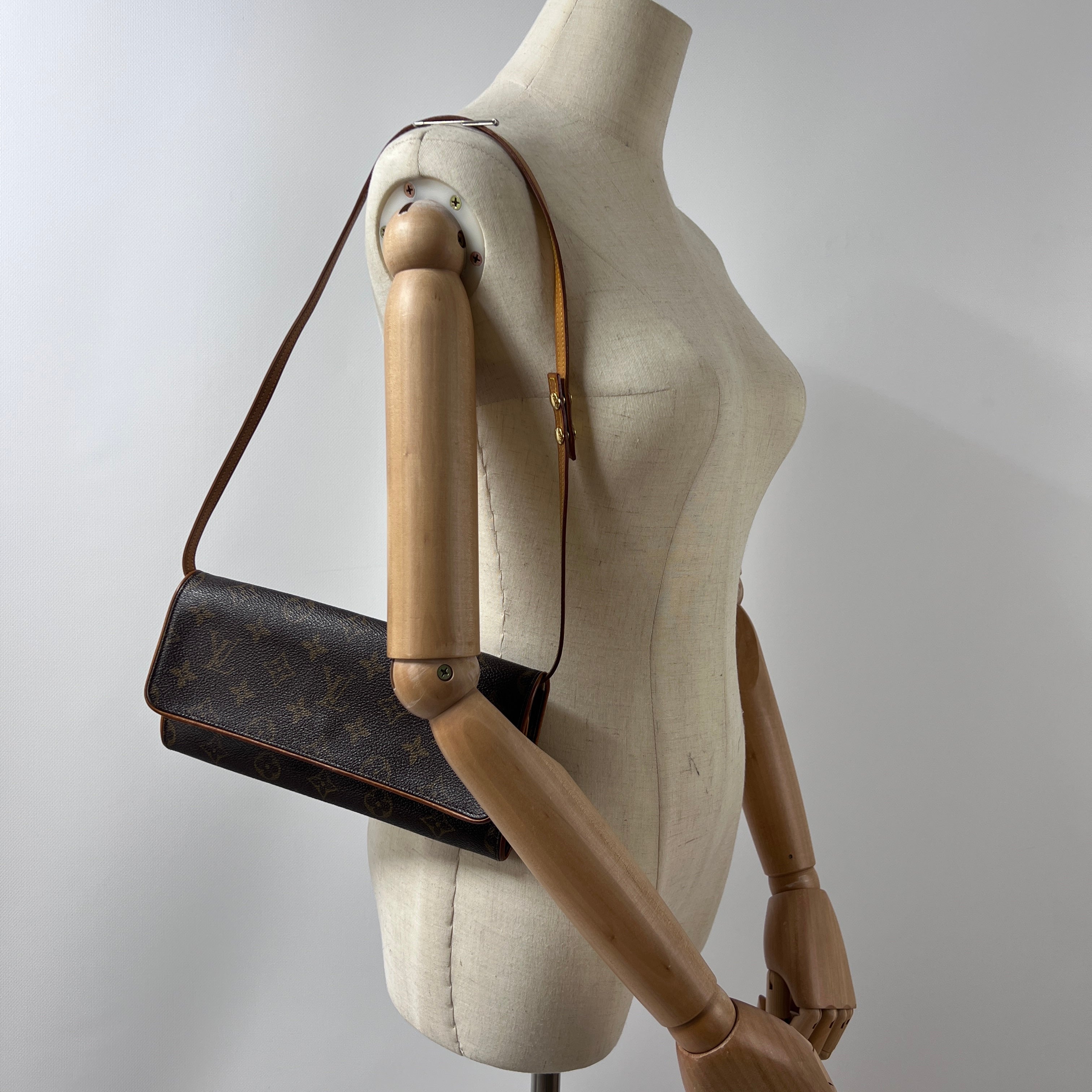 Sac à main LOUIS VUITTON Pochette Twin GM toile et cuir marron