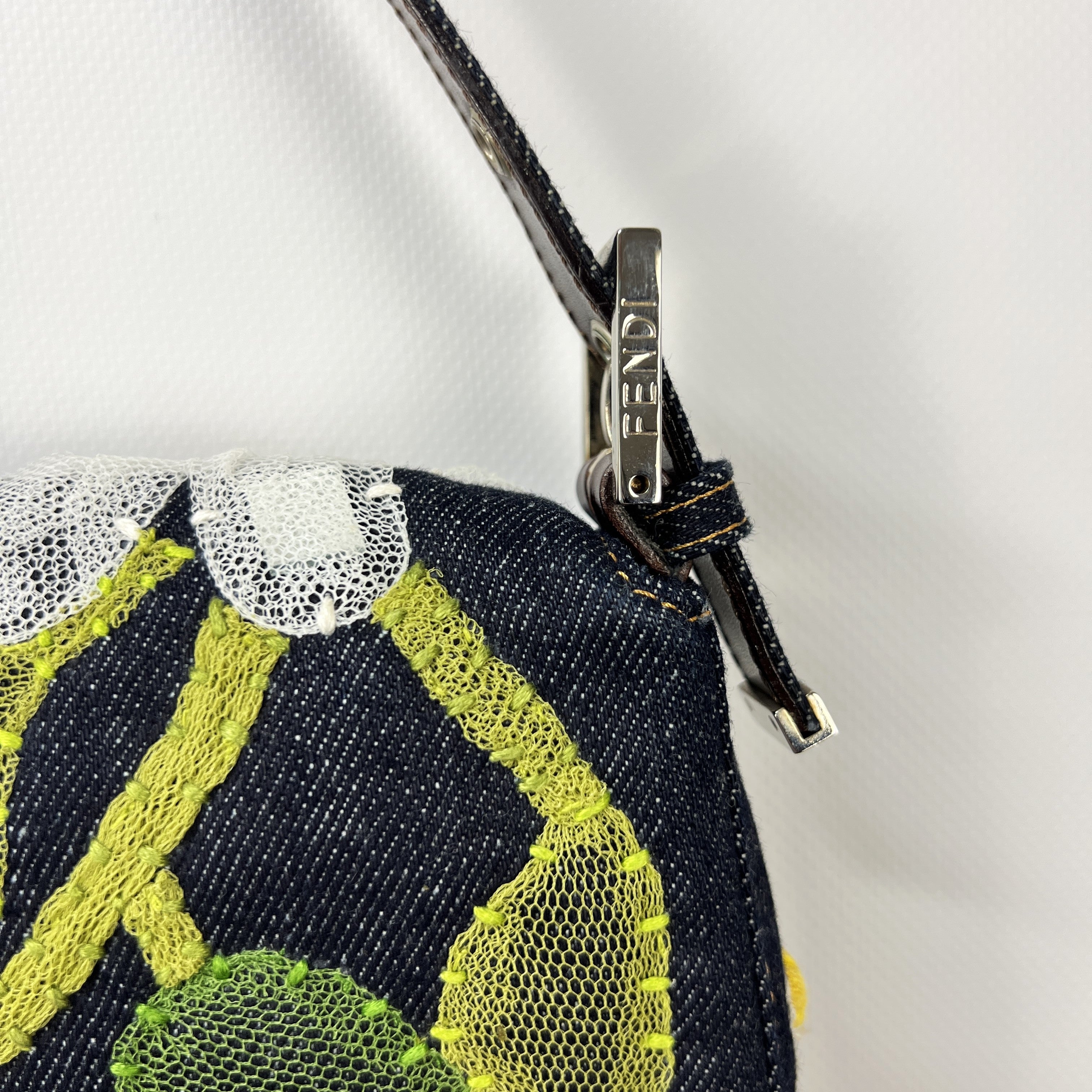 Sac à main FENDI Mamma Baguette denim bleu