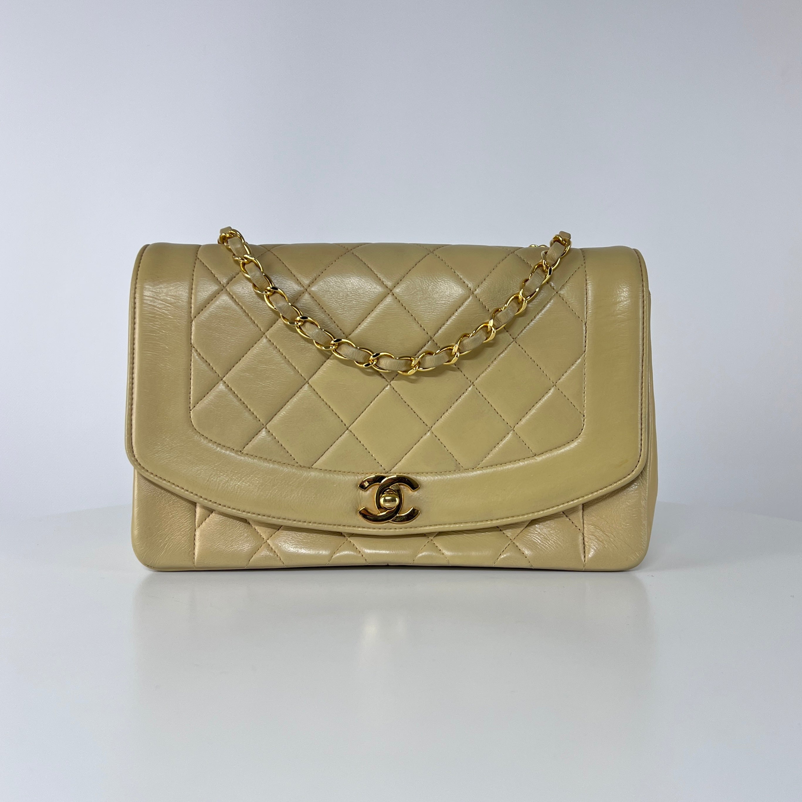 CHANEL Diana shoulder bag beige lambskin