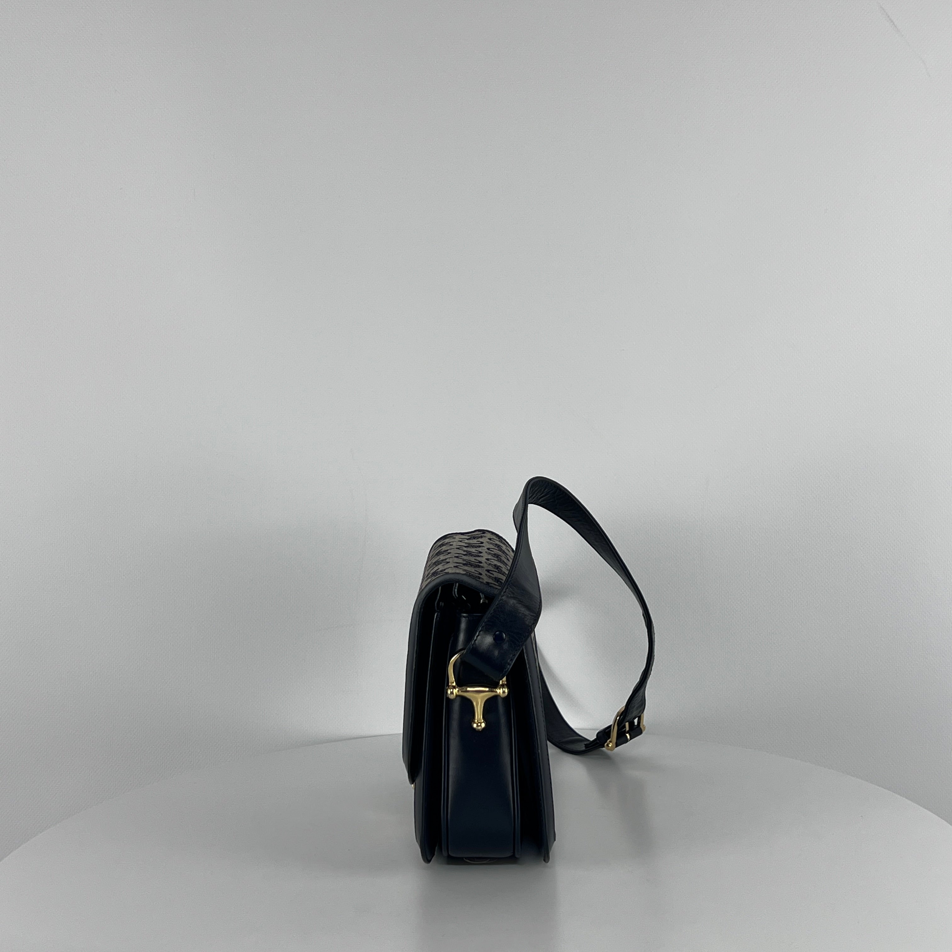 Sac à main CELINE Triomphe toile et cuir navy
