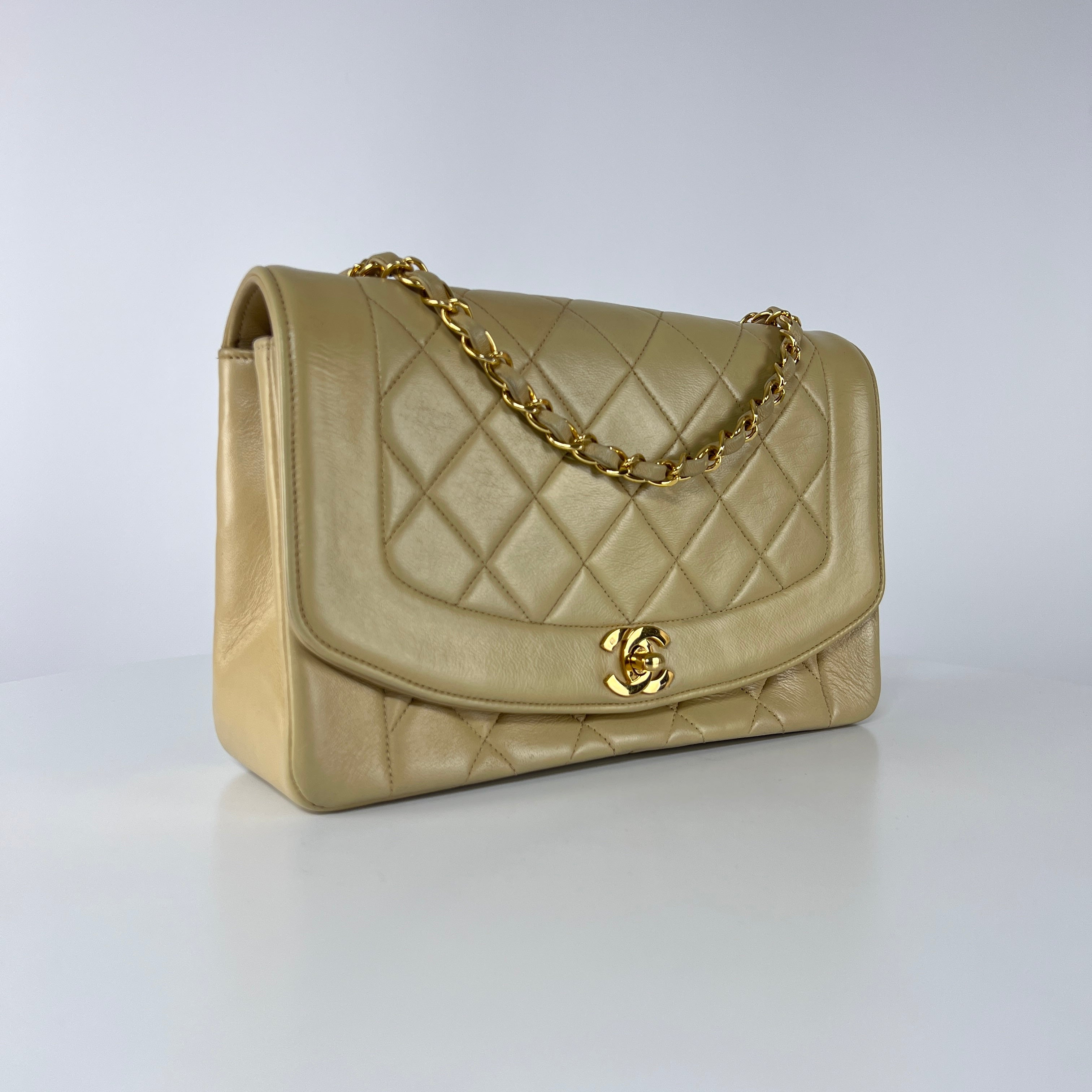 CHANEL Diana shoulder bag beige lambskin