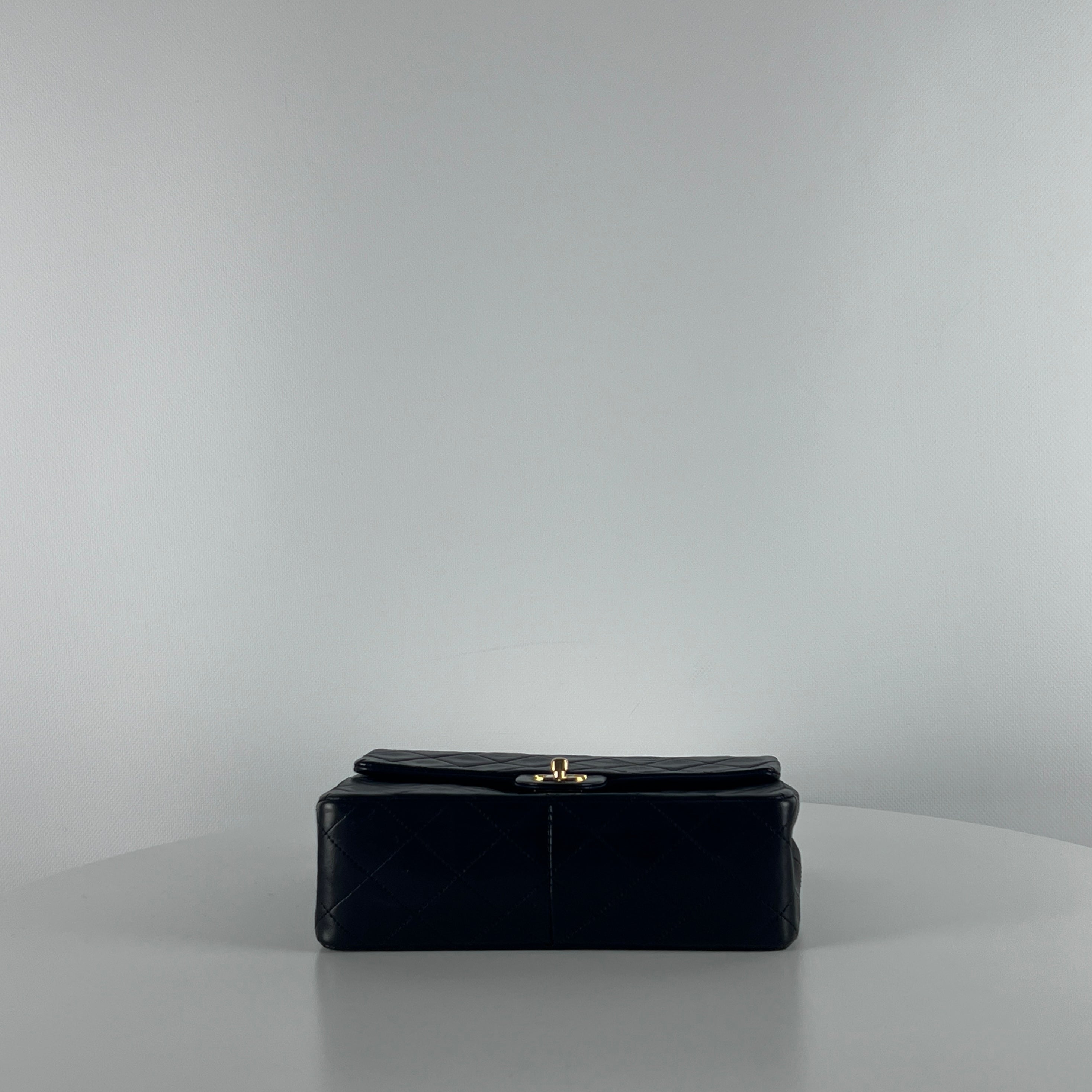 Sac à main CHANEL Timeless Mini 20 cuir noir