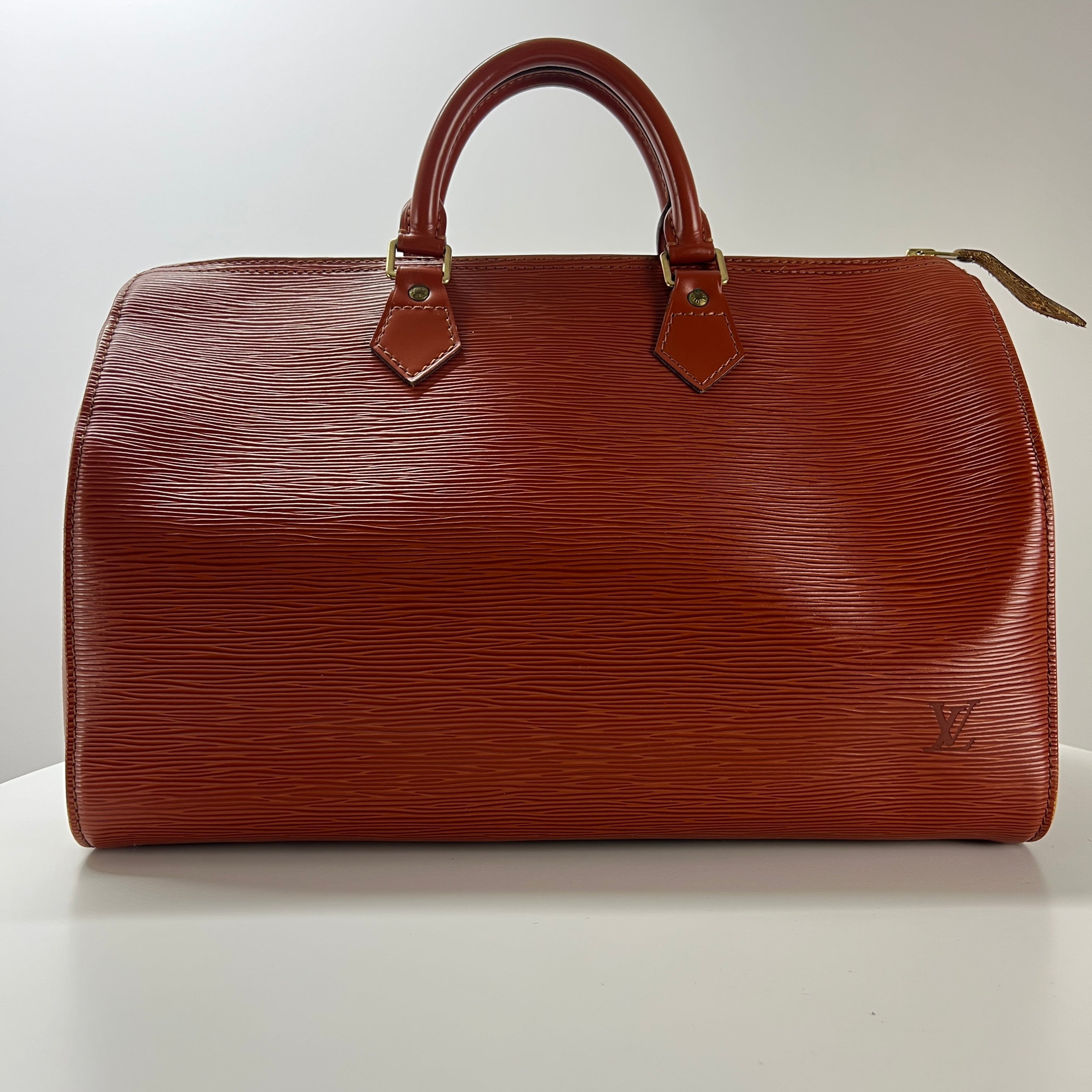 LOUIS VUITTON Speedy 35 handbag in brown epi leather
