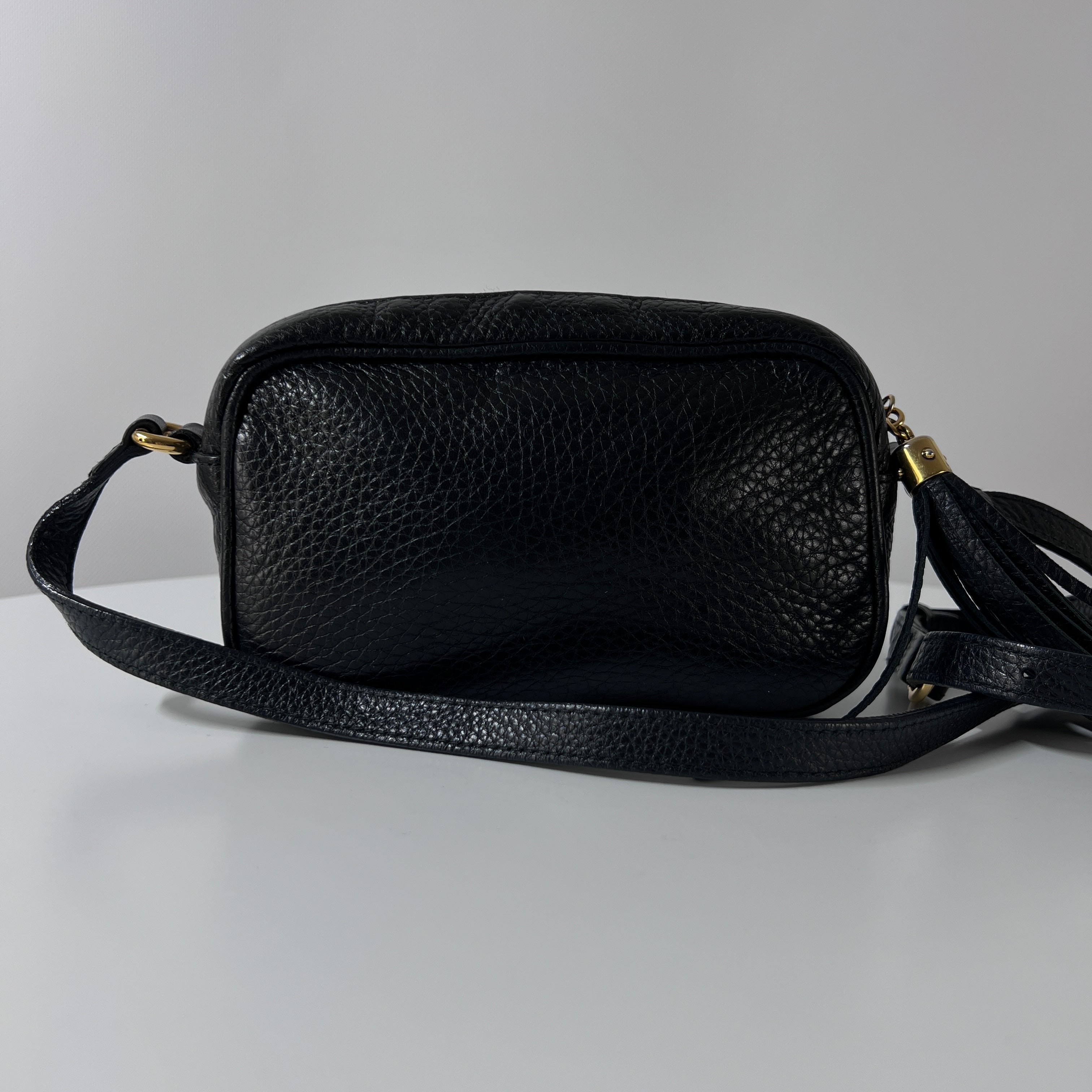 Sac à main GUCCI Camera Soho Disco cuir noir