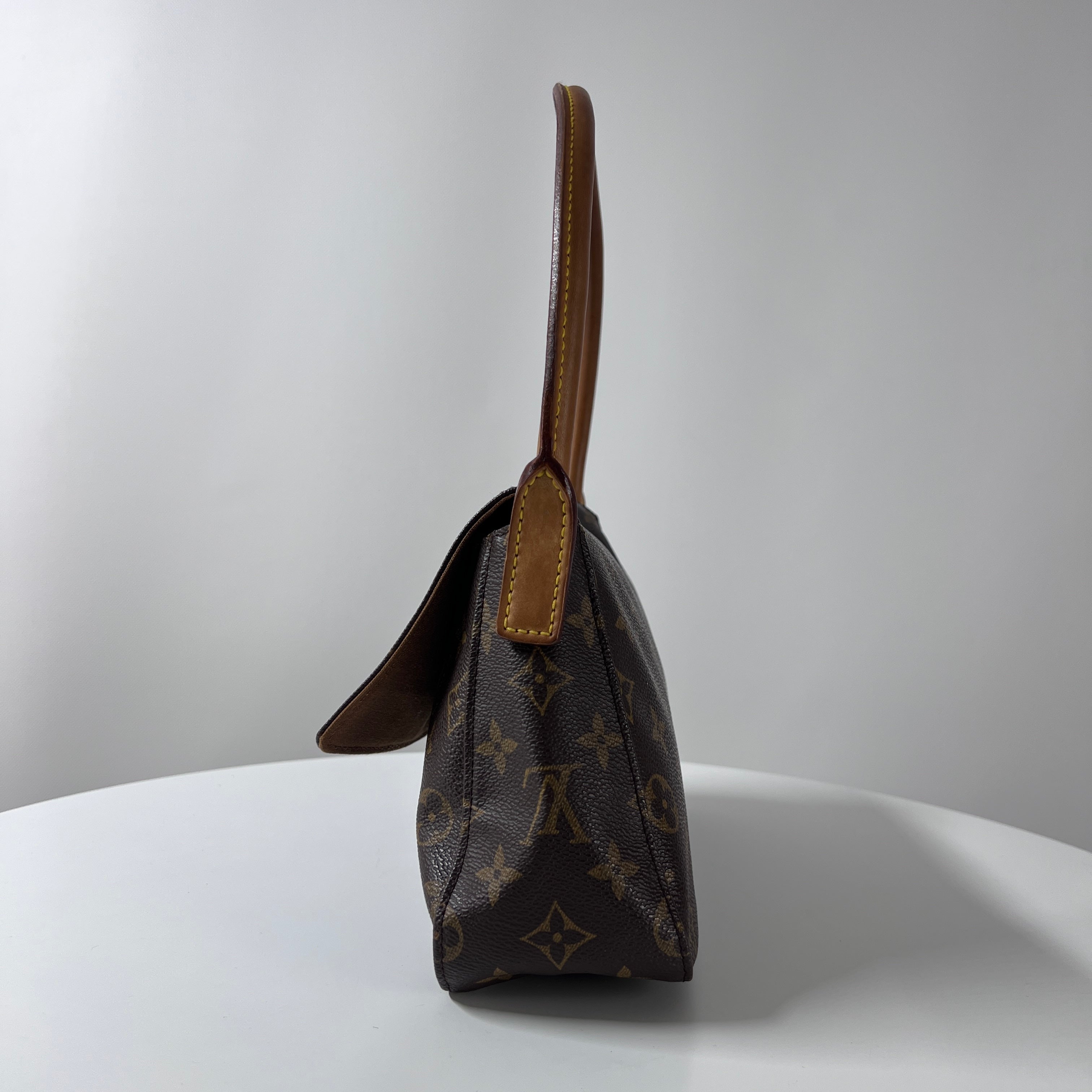 LOUIS VUITTON Looping handbag in brown canvas and leather