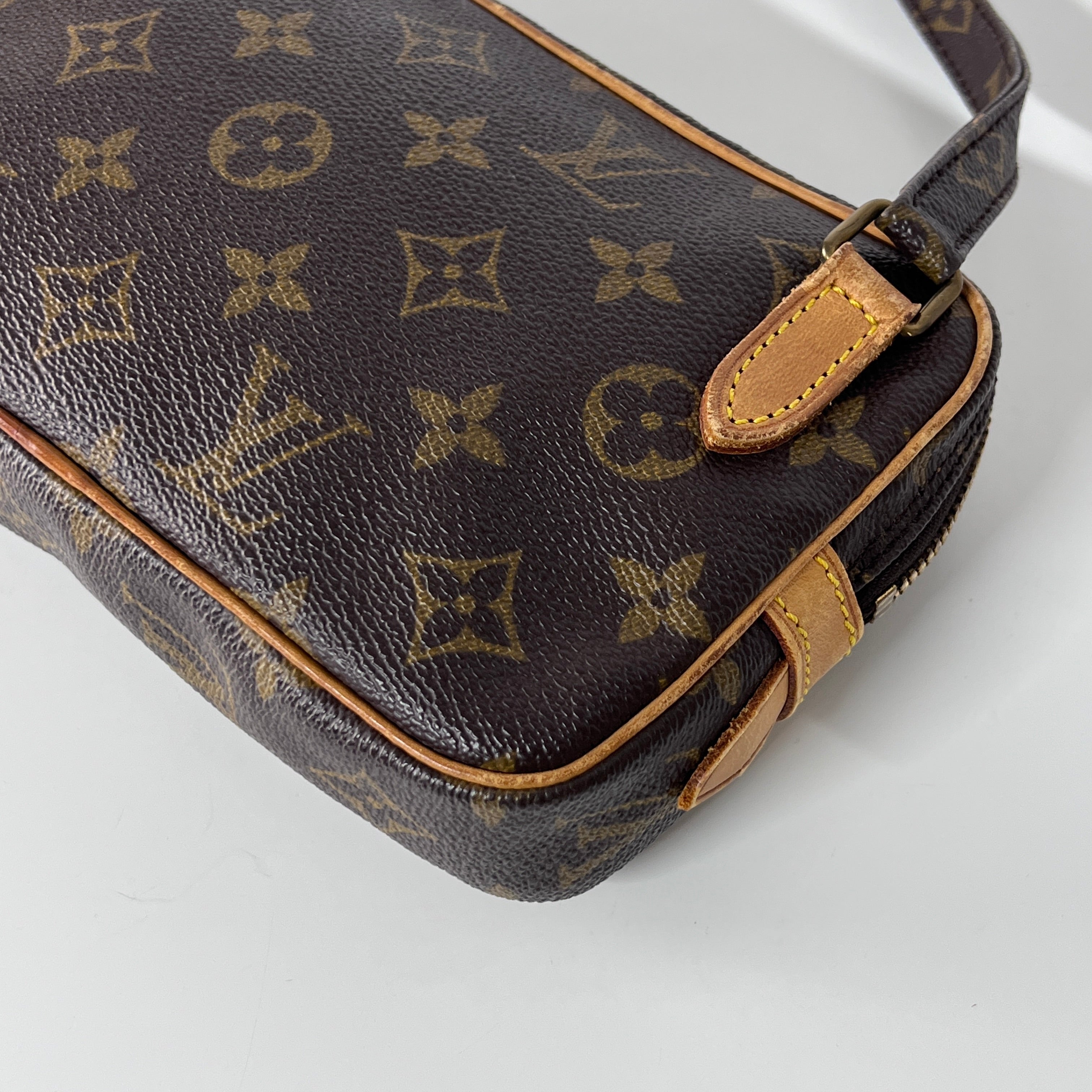 Sac à main LOUIS VUITTON Marly toile et cuir marron