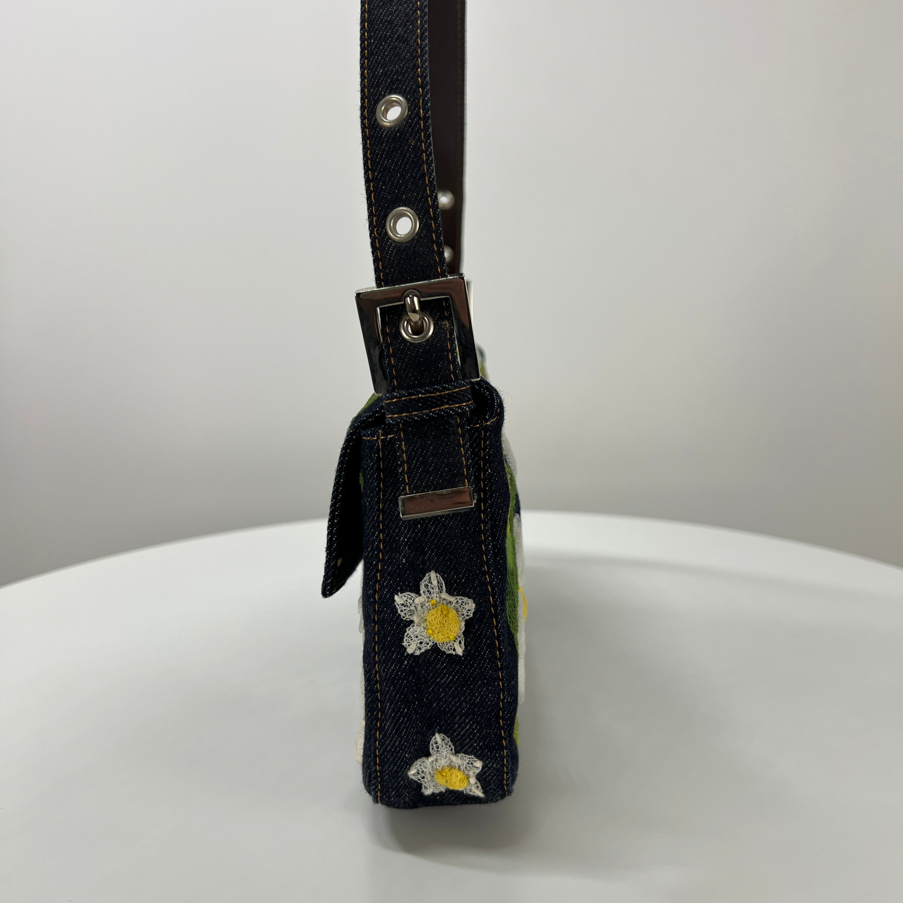 Sac à main FENDI Mamma Baguette denim bleu