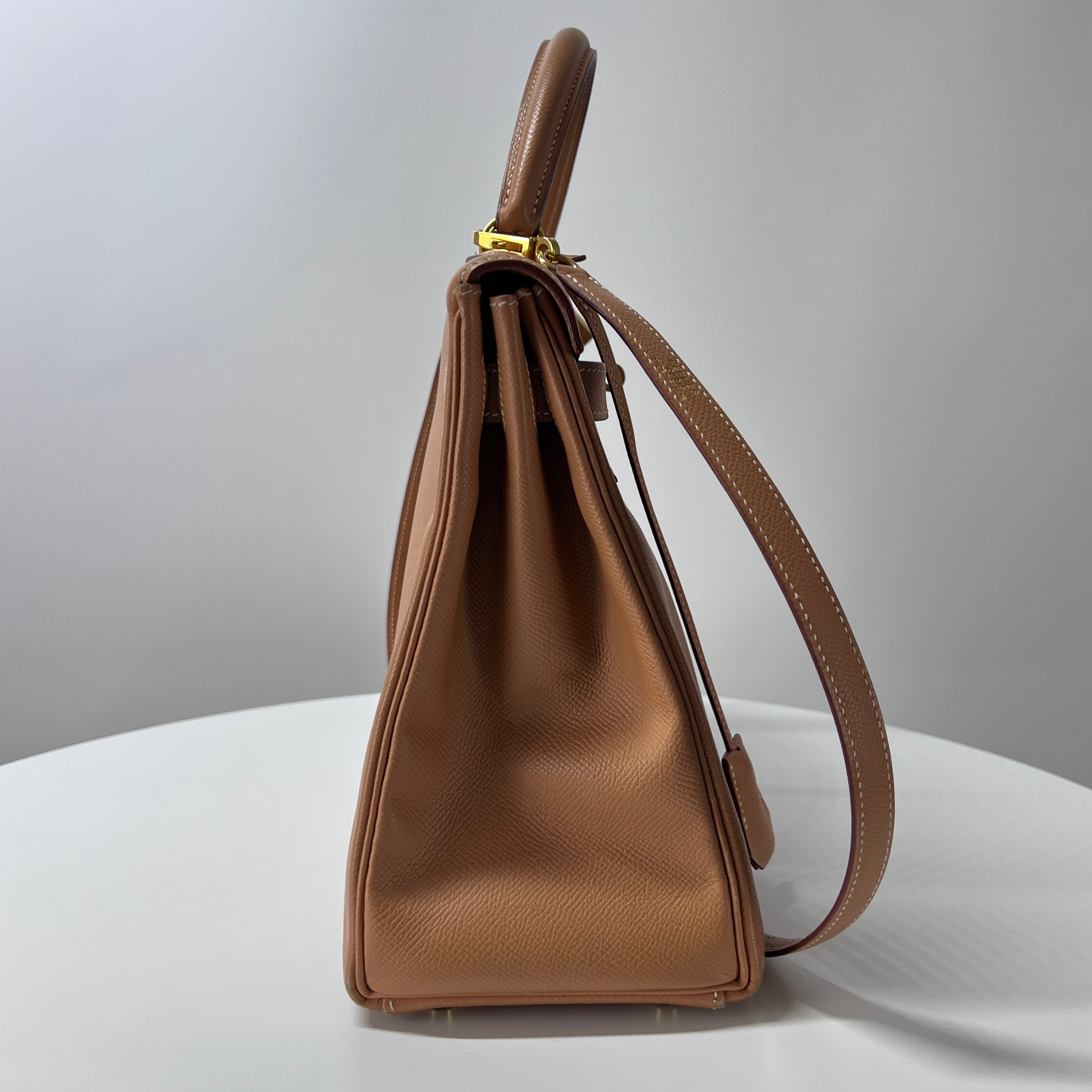 Sac à main HERMES Kelly cuir camel