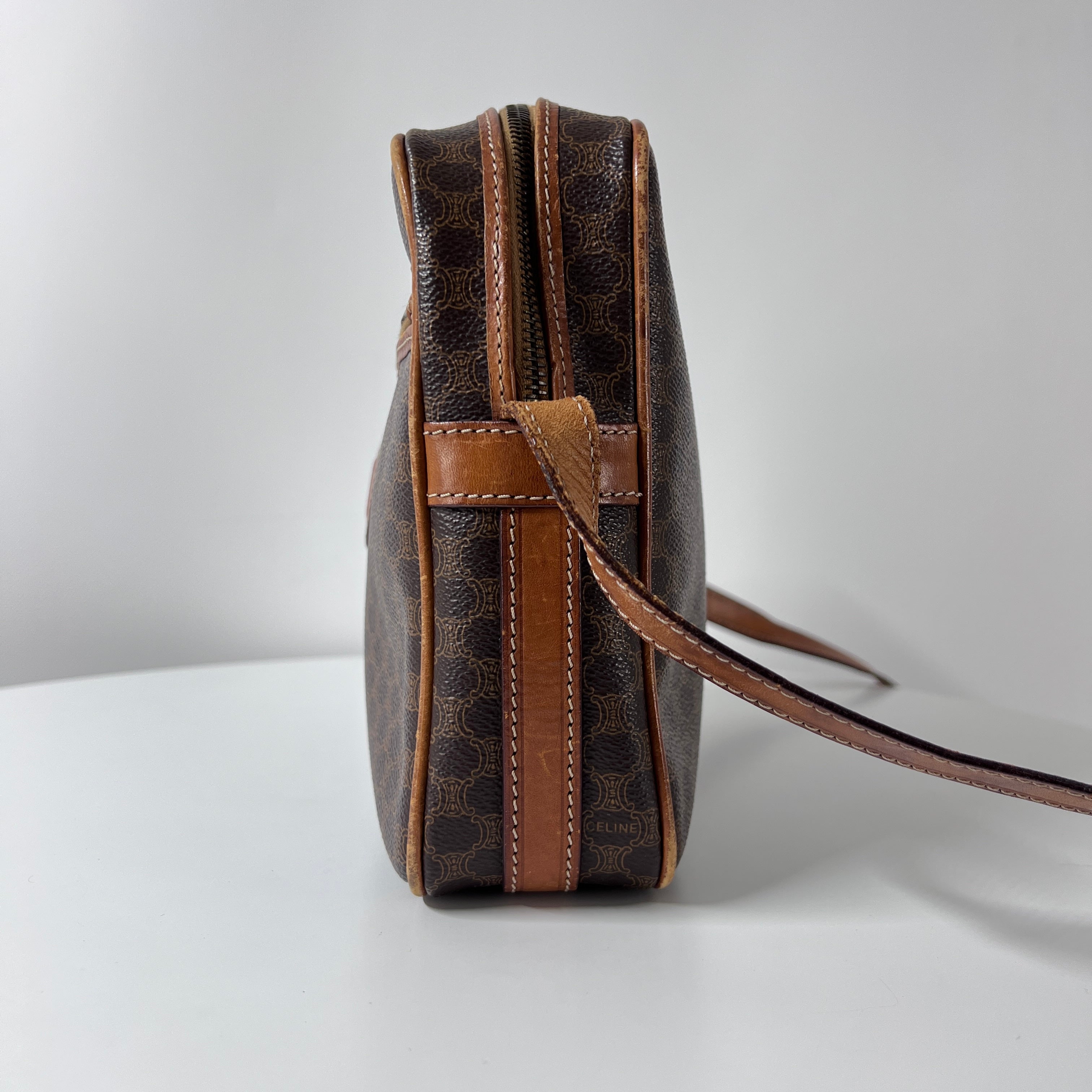 Sac à main CELINE Camera Strap toile et cuir marron
