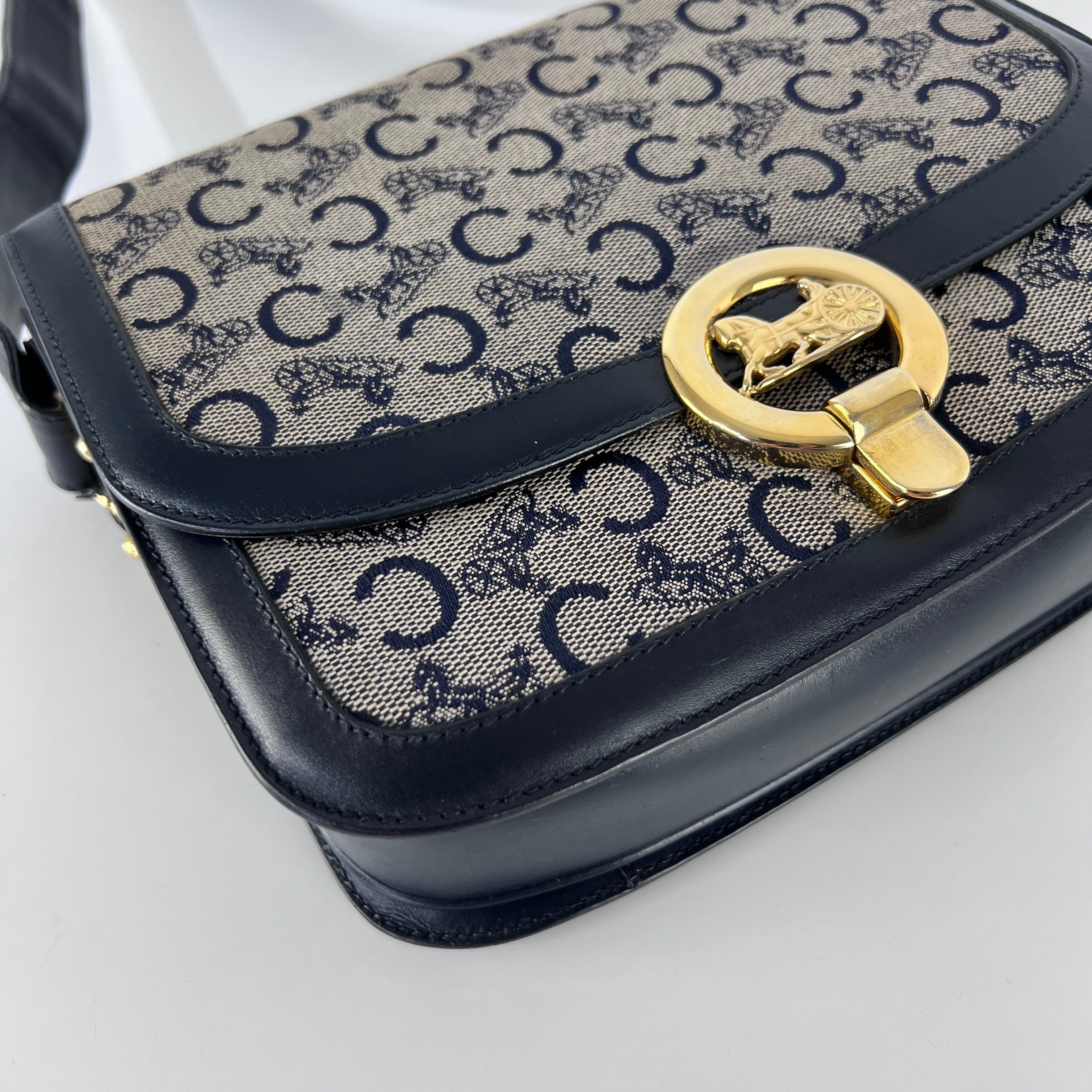Sac à main CELINE Triomphe toile et cuir navy