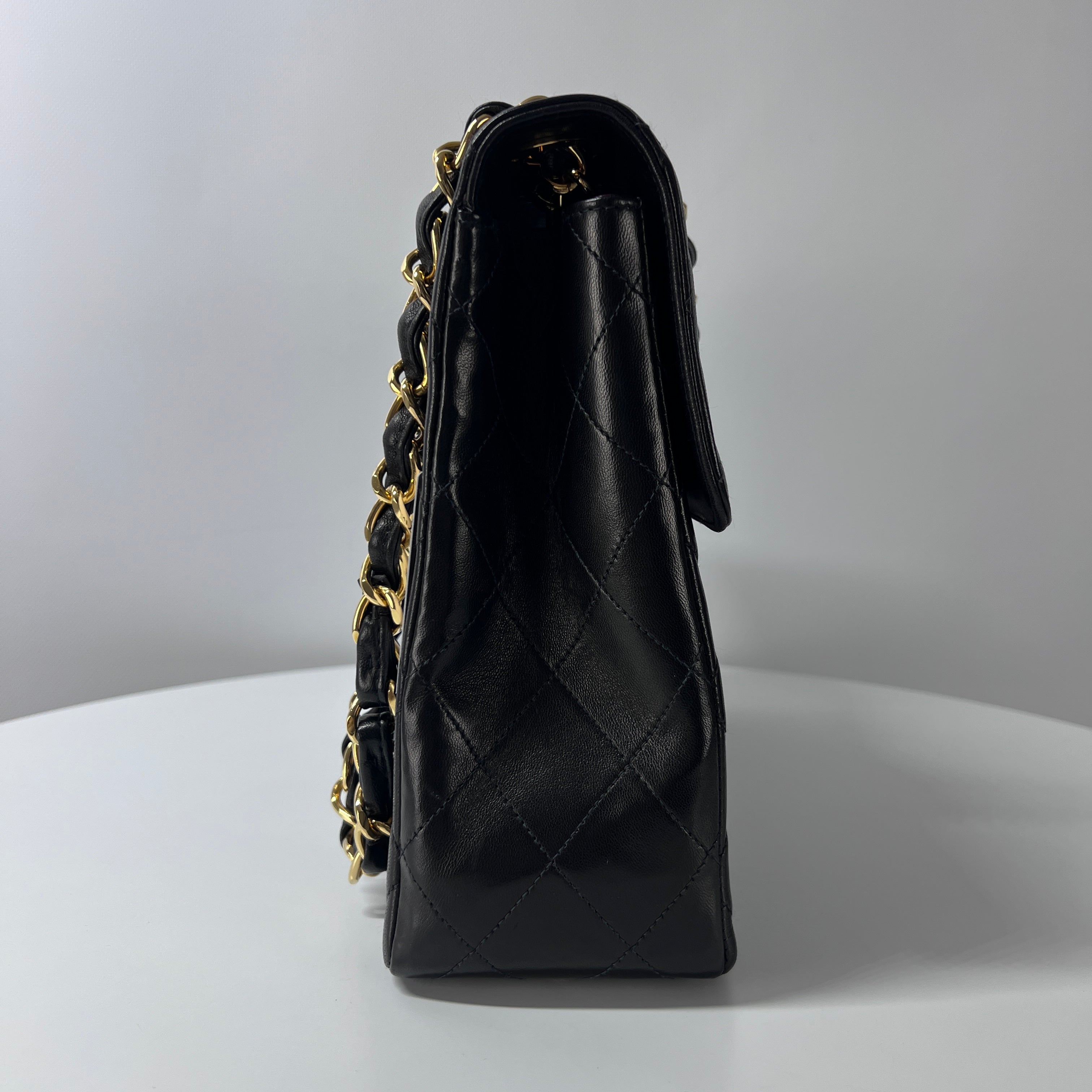 Sac à main CHANEL Timeless classique jumbo cuir noir