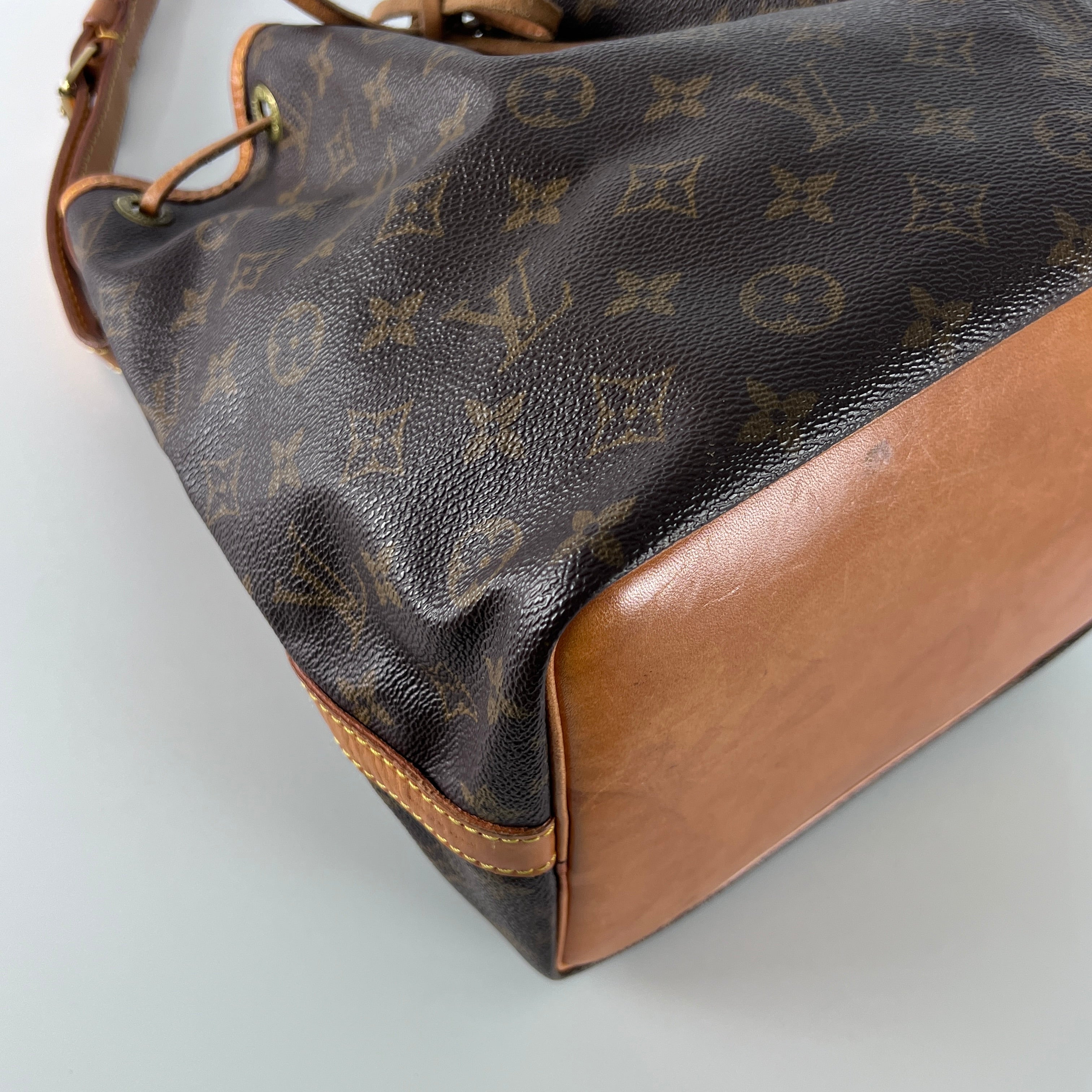 Sac à main LOUIS VUITTON Noé PM toile et cuir marron