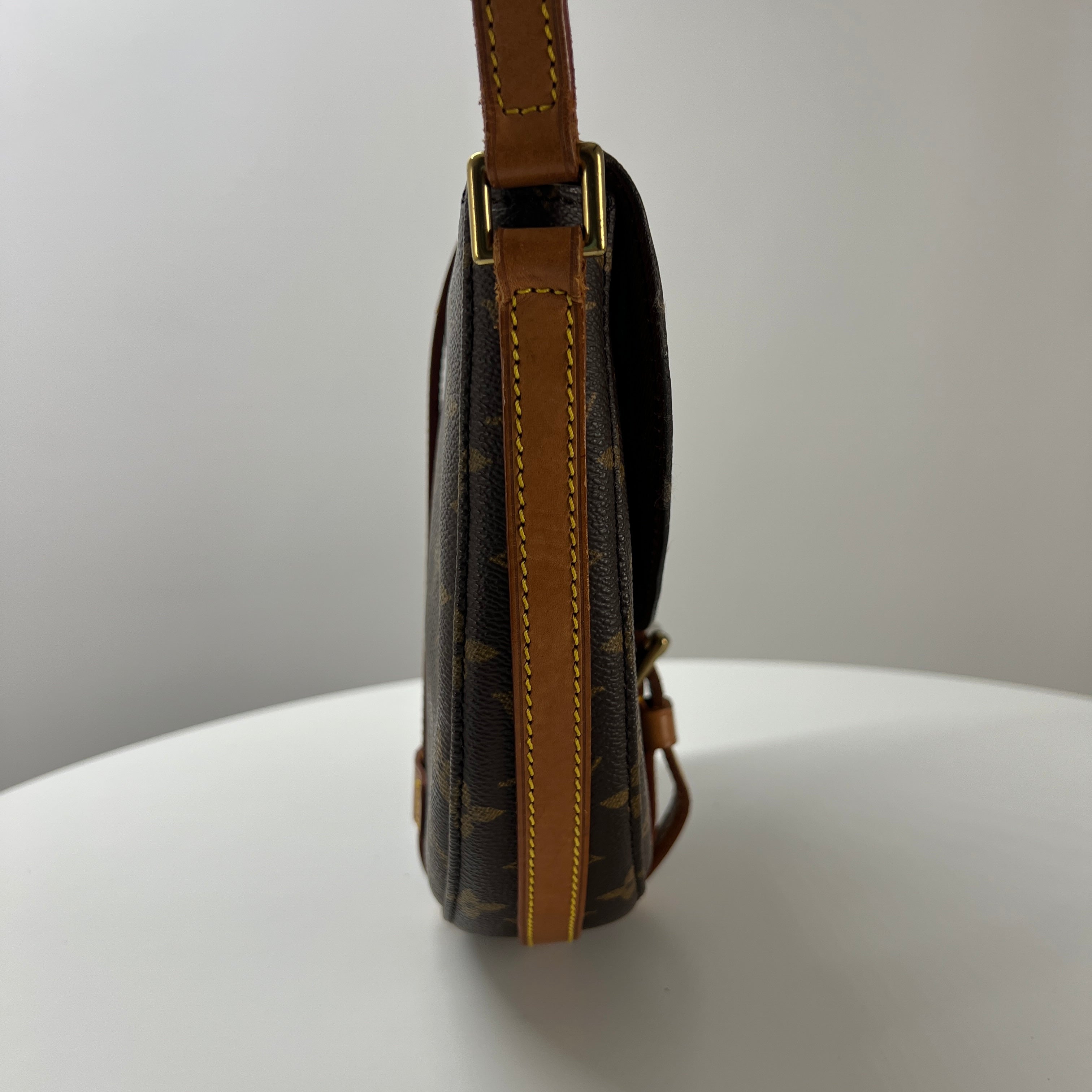 LOUIS VUITTON Chantilly canvas and brown leather handbag