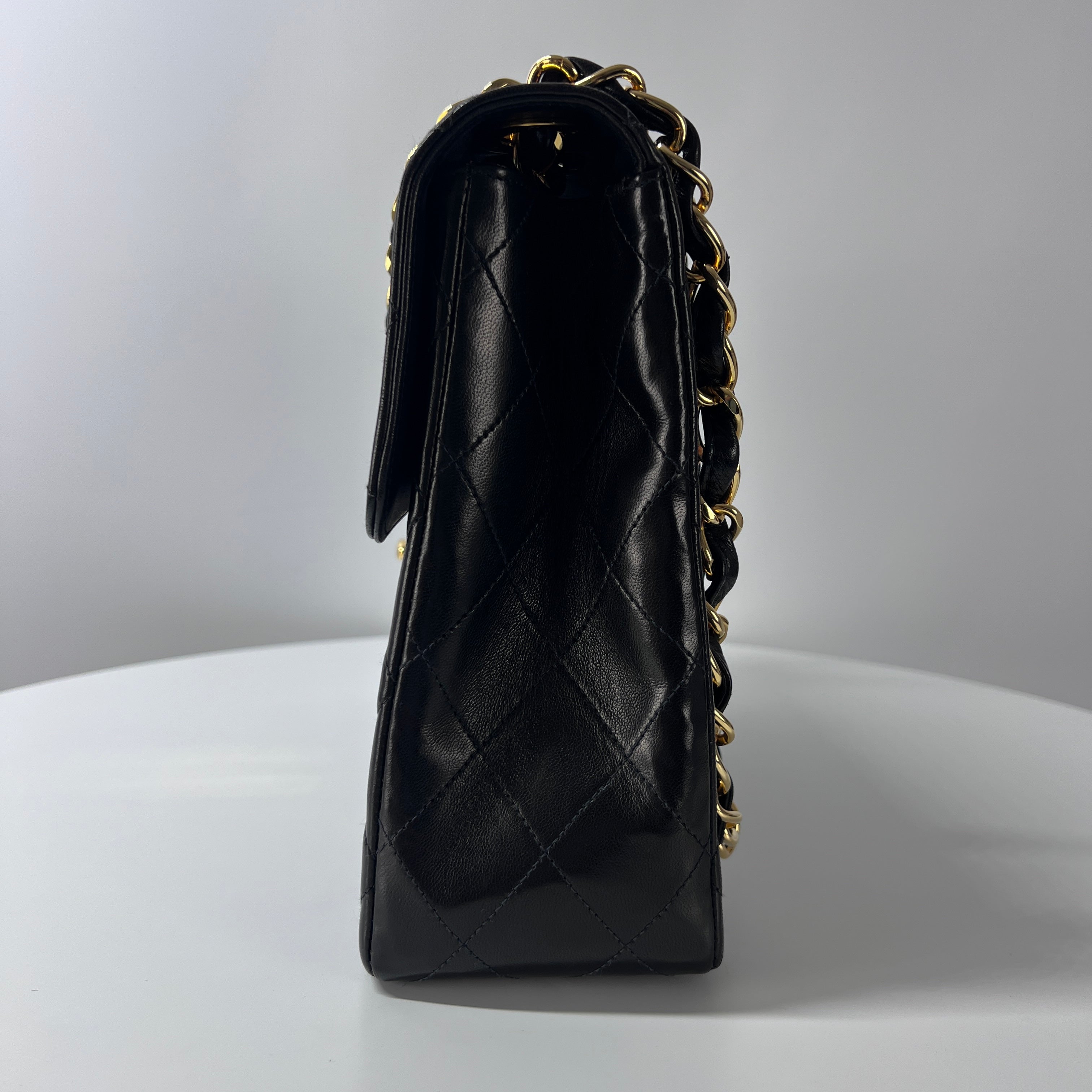 Sac à main CHANEL Timeless classique jumbo cuir noir
