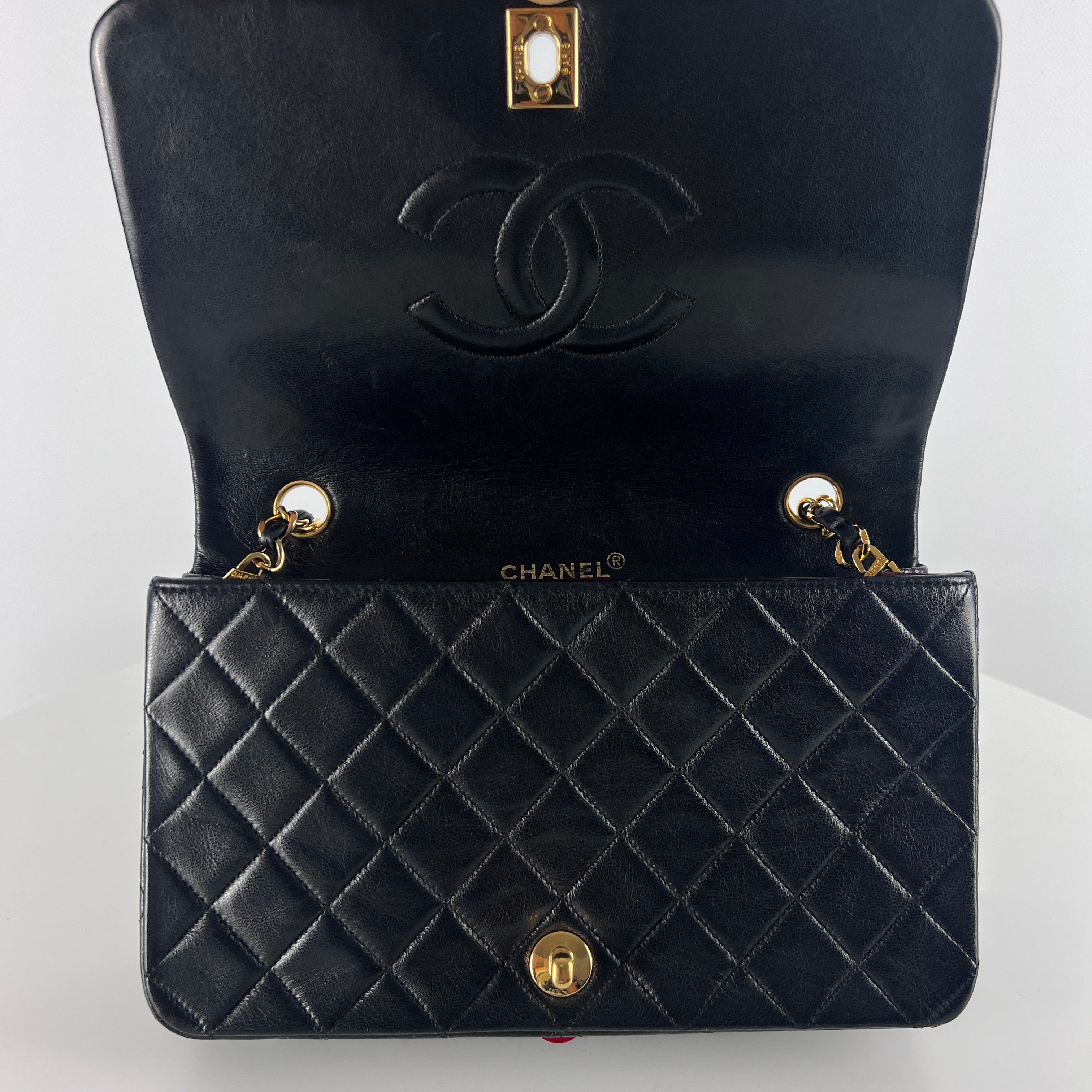 CHANEL Timeless 23 black leather handbag