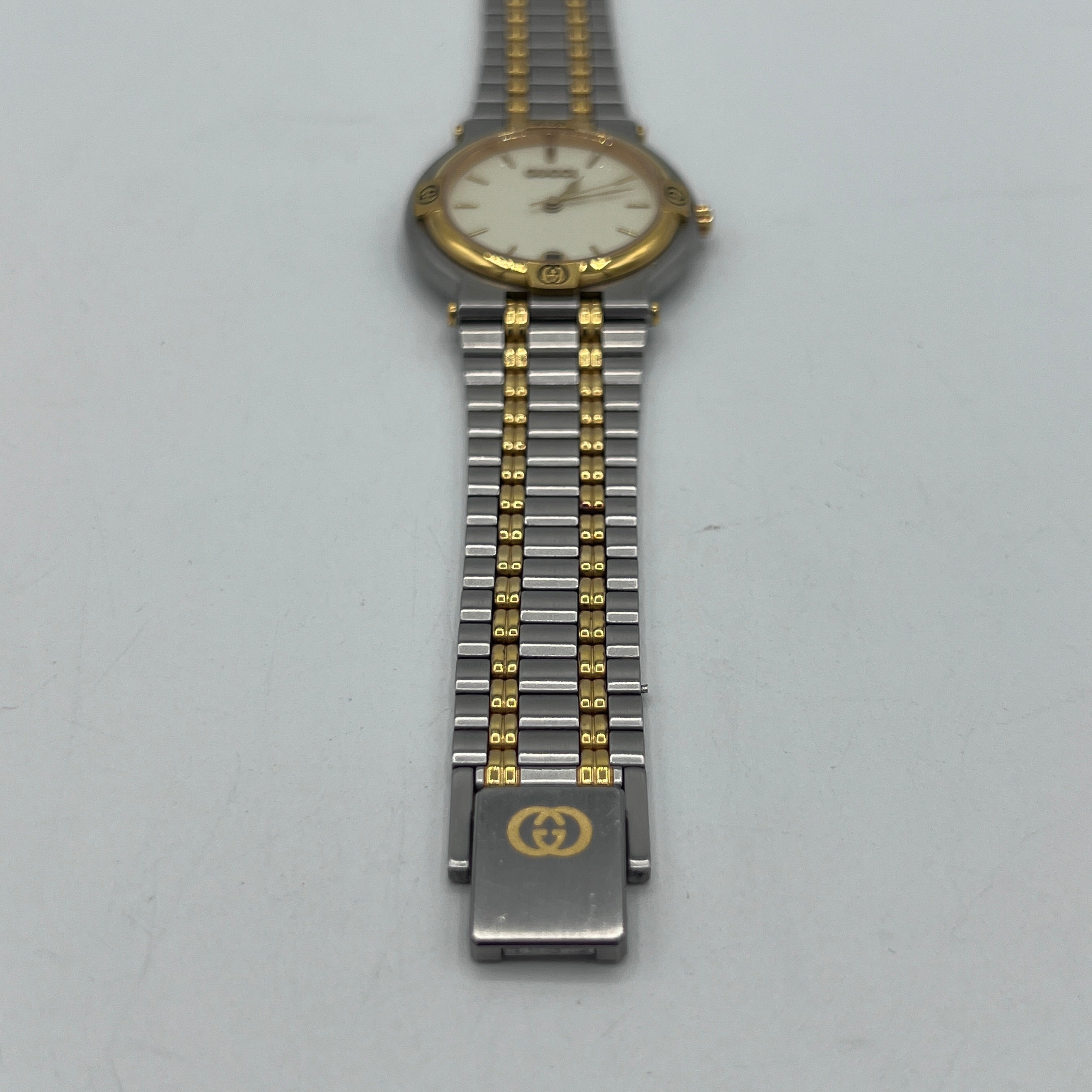Montre GUCCI 9000M acier Bicolore