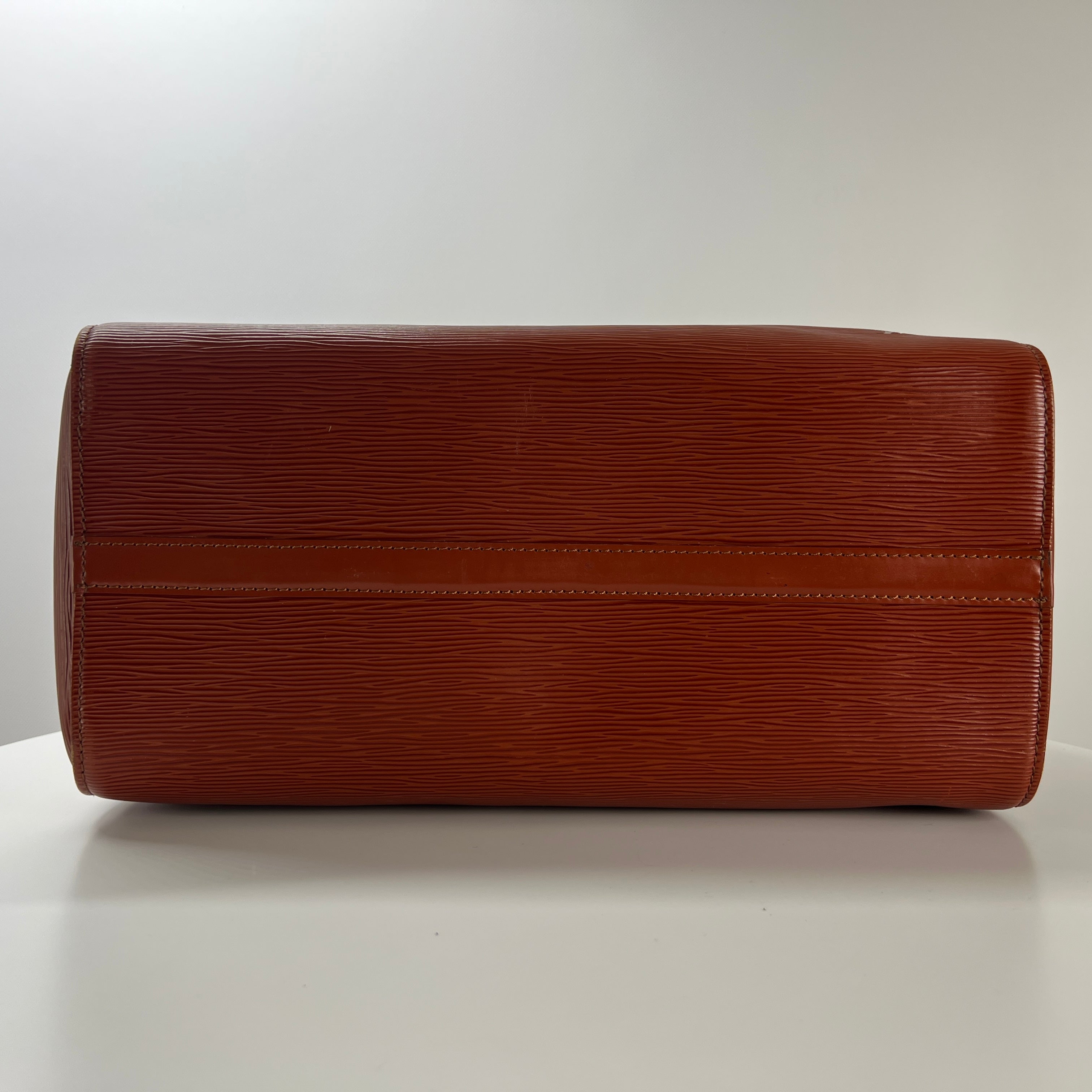 LOUIS VUITTON Speedy 35 handbag in brown epi leather