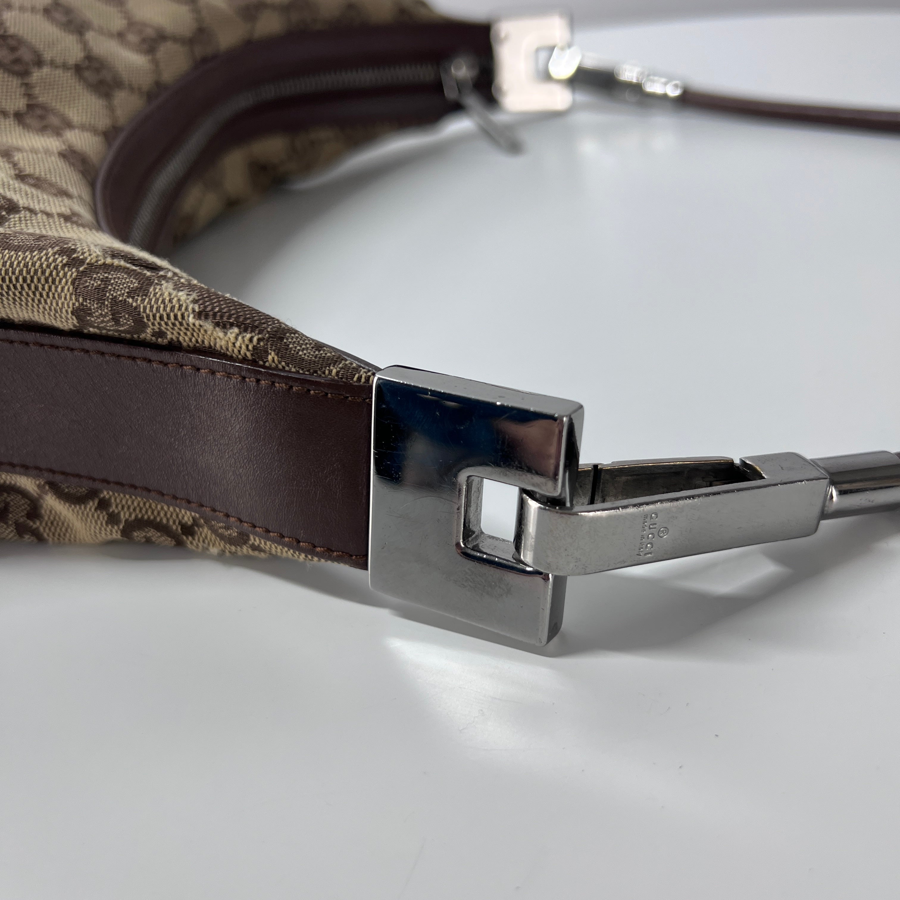 GUCCI Hobo handbag in brown canvas and leather