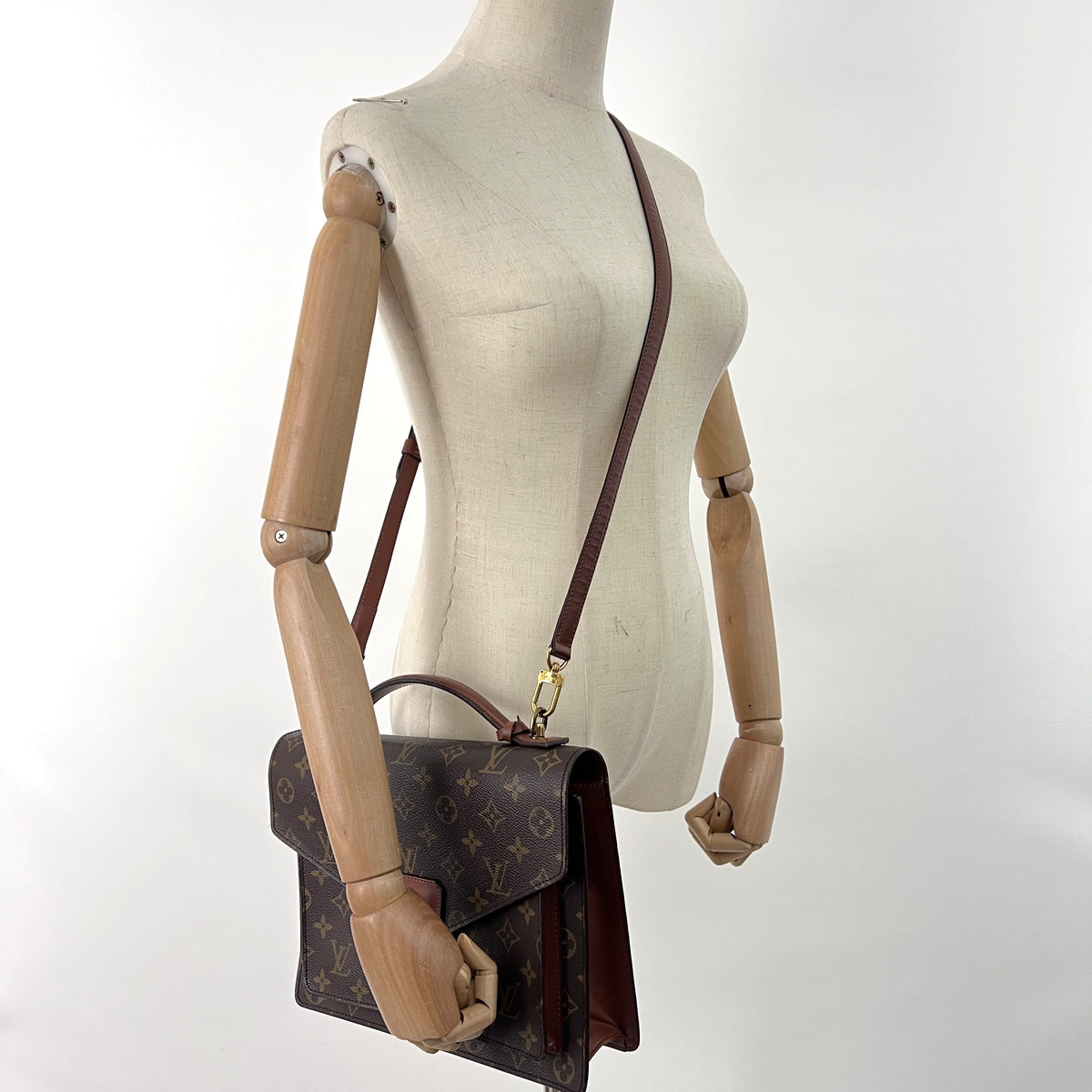LOUIS VUITTON Monceau 28 crossbody bag in brown canvas and leather, vintage 1984