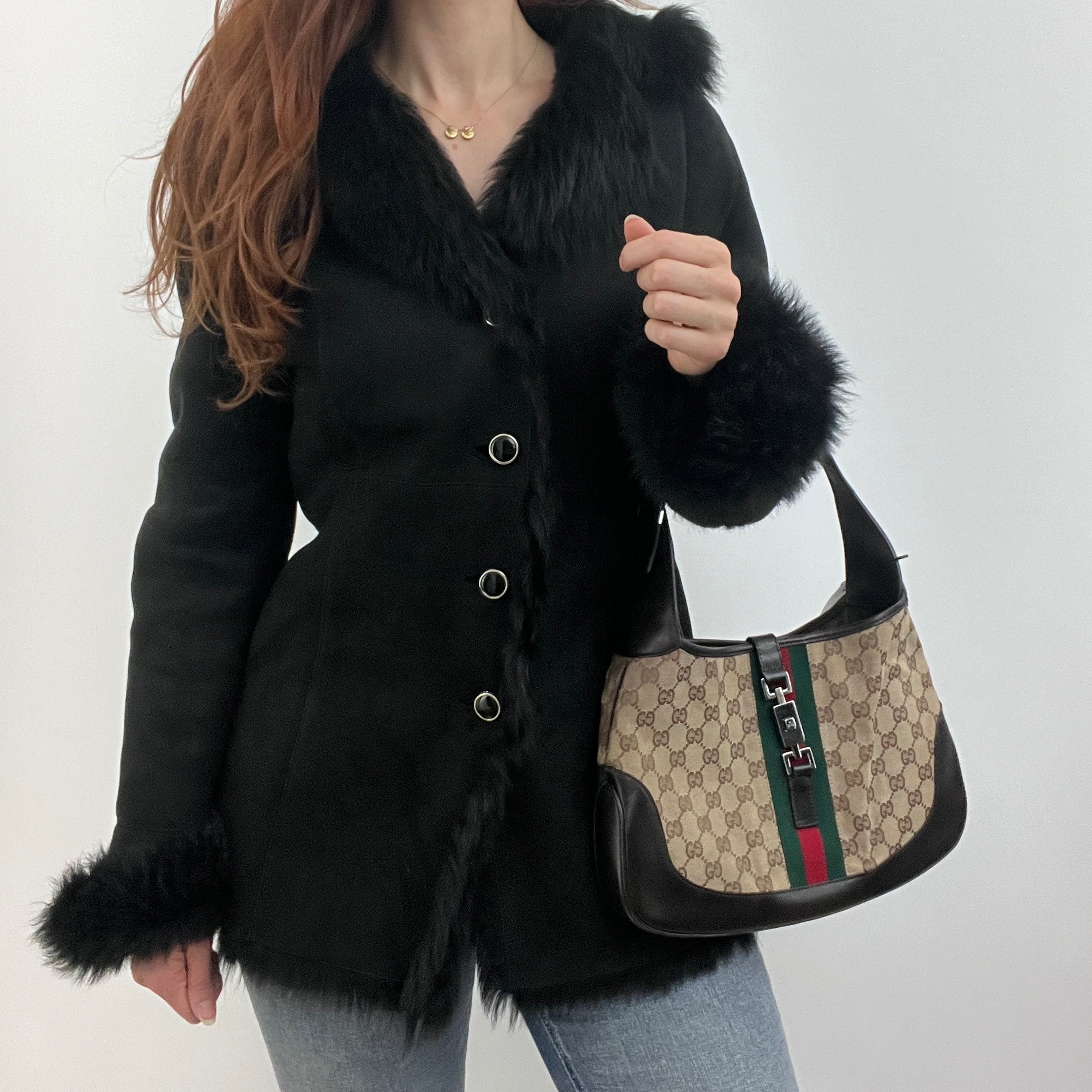 Manteau COURRÈGES en daim noir et fourrure synthétique vintage circa 1990