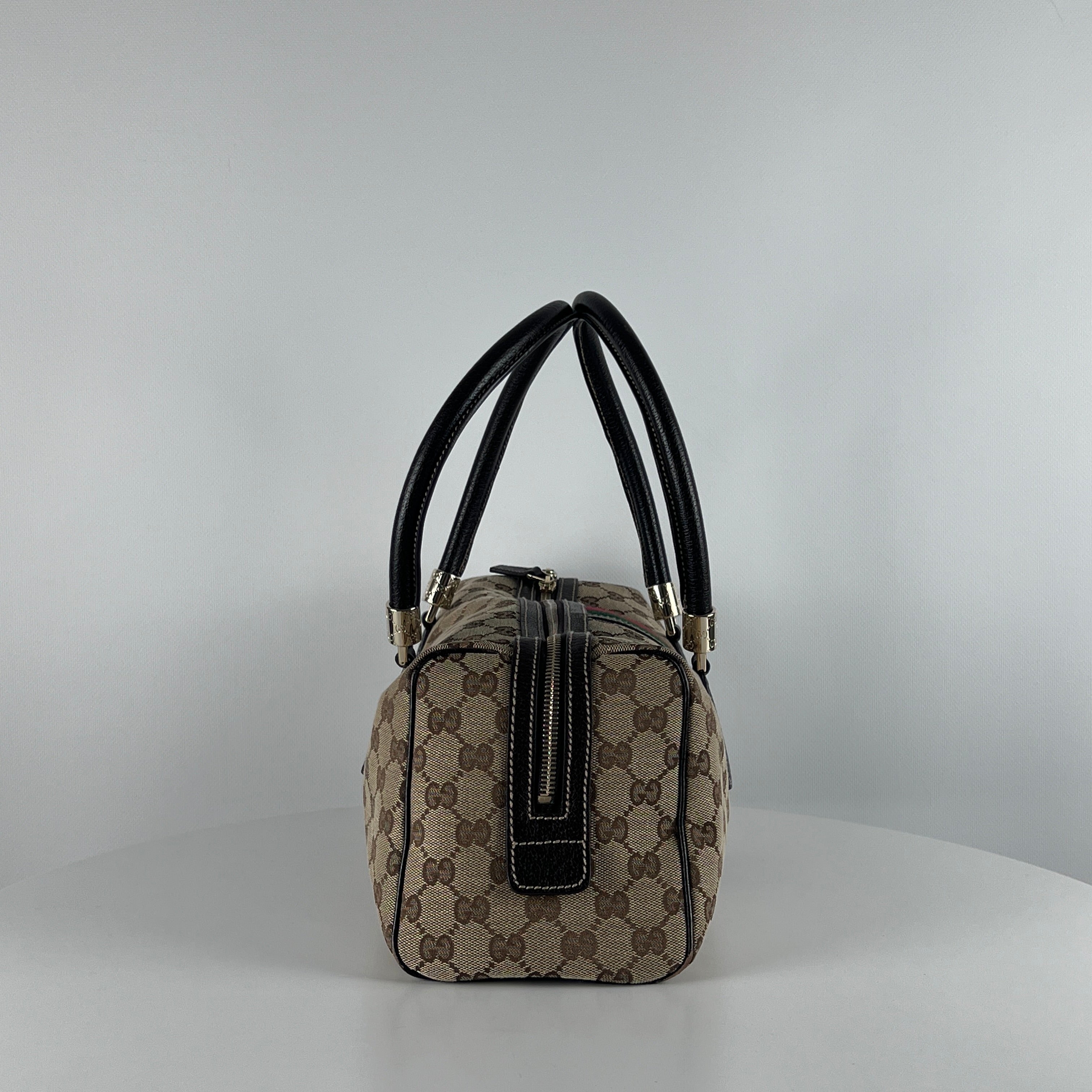 GUCCI Baguette handbag in brown canvas and leather
