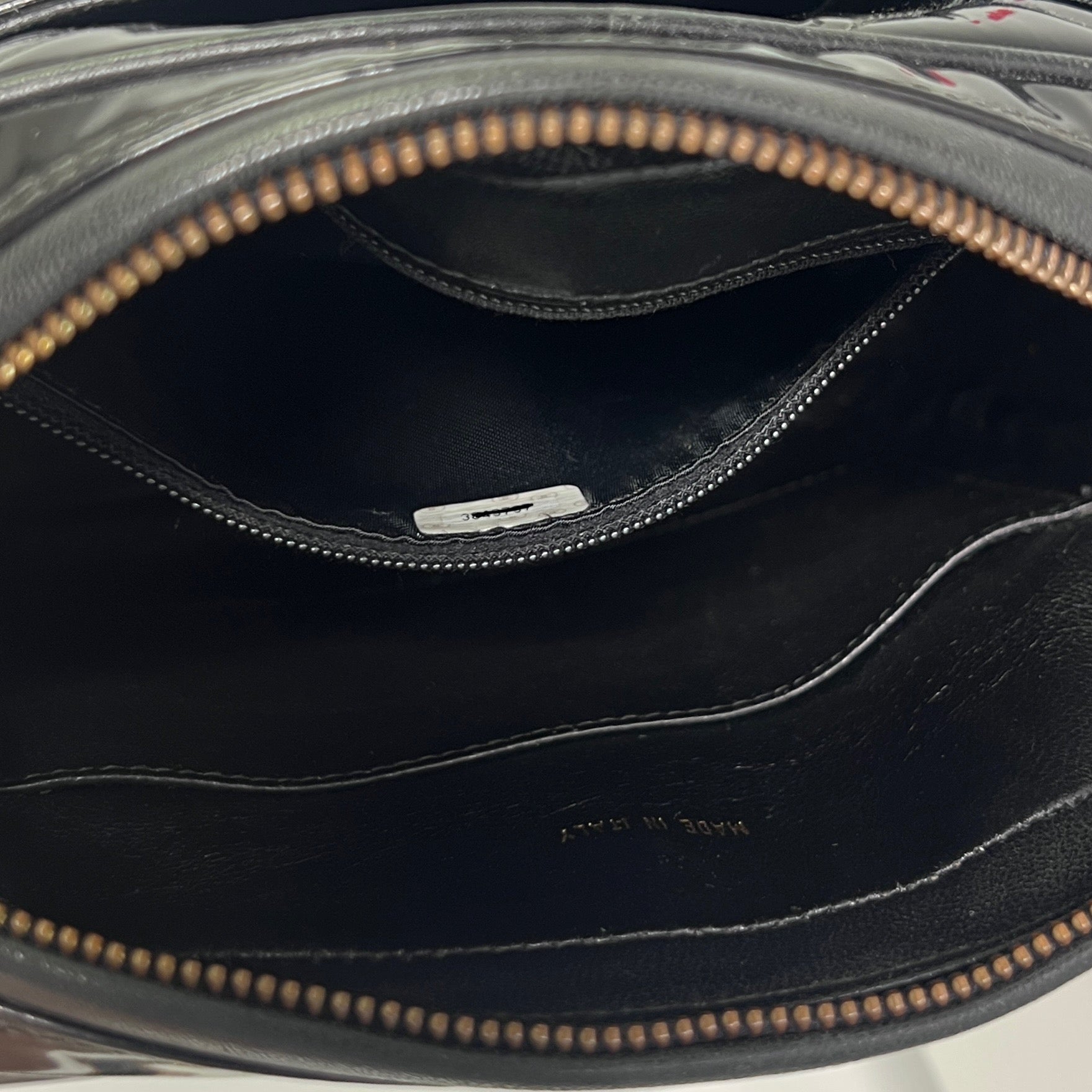 CHANEL Camera handbag in black patent leather