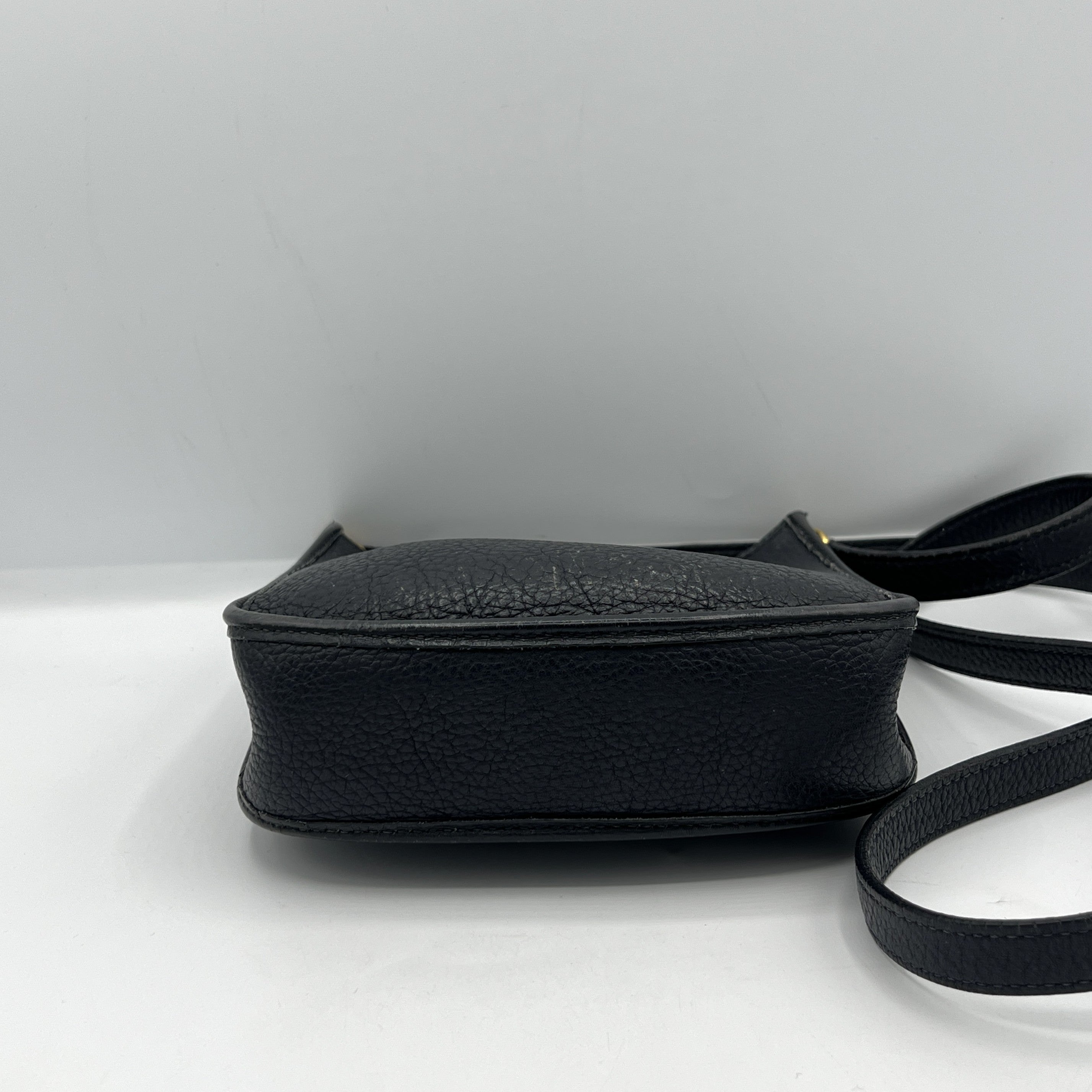 HERMÈS Evelyne TPM (Mini) handbag in blue Clemence leather