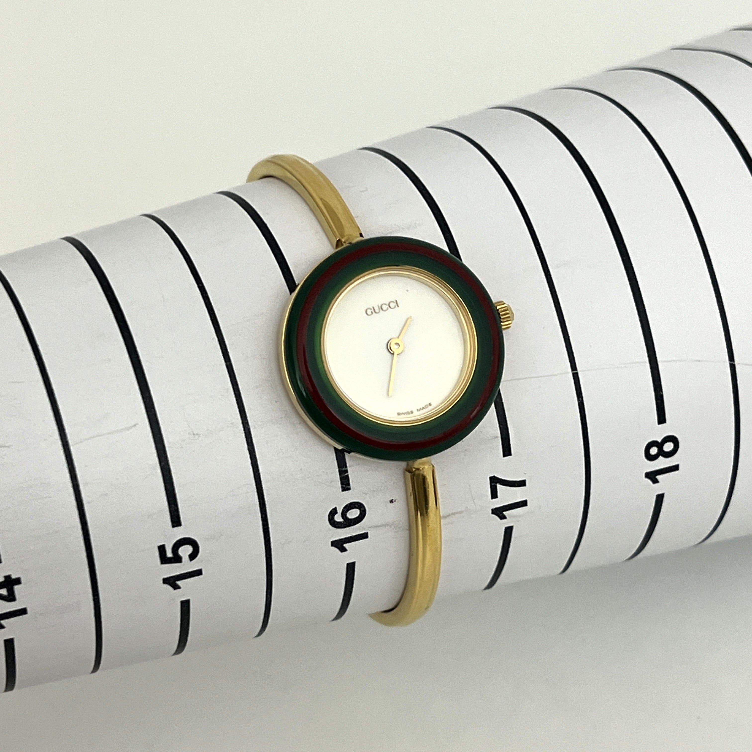 Montre GUCCI Play plaqué or doré