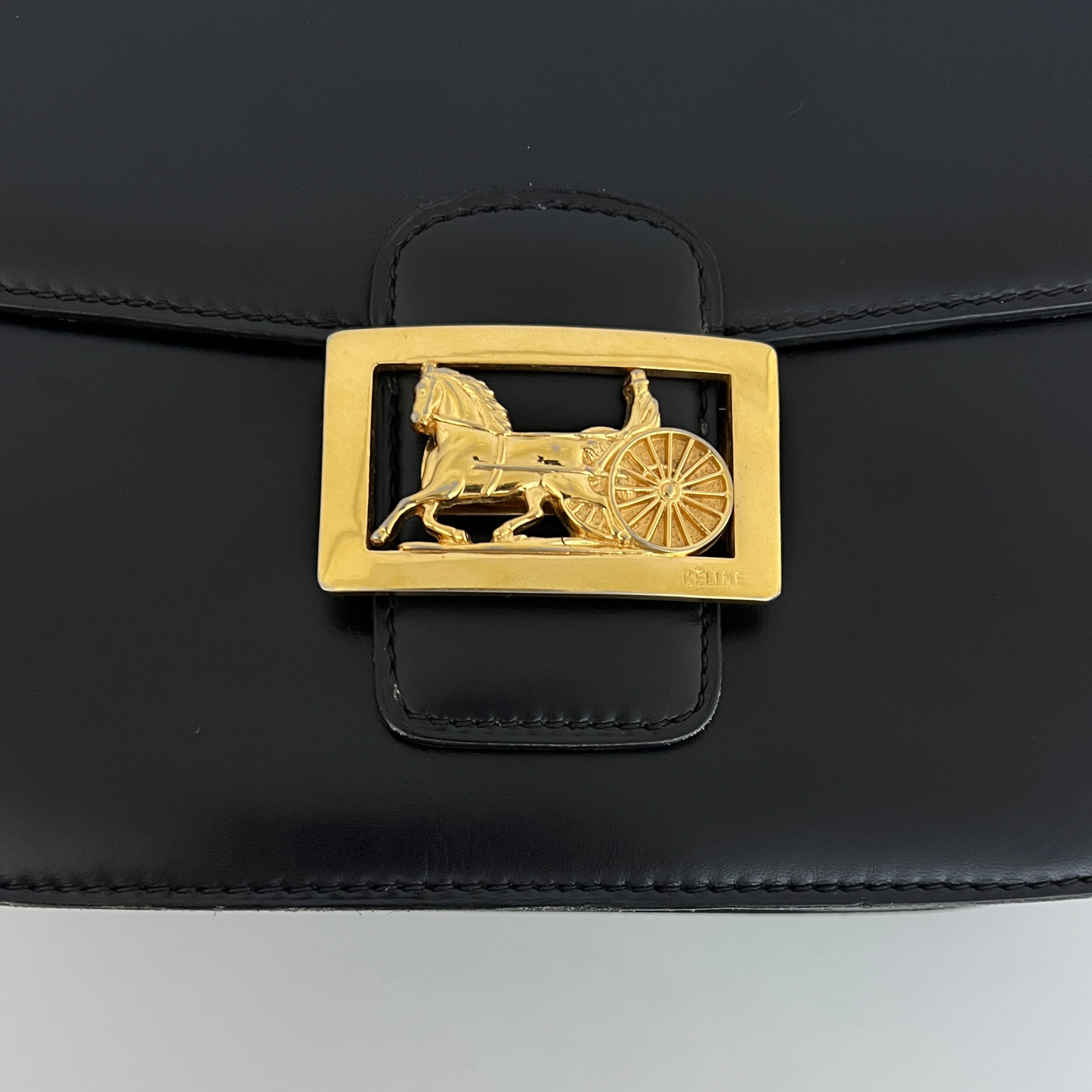 CELINE Triomphe Smooth Leather Shoulder Bag