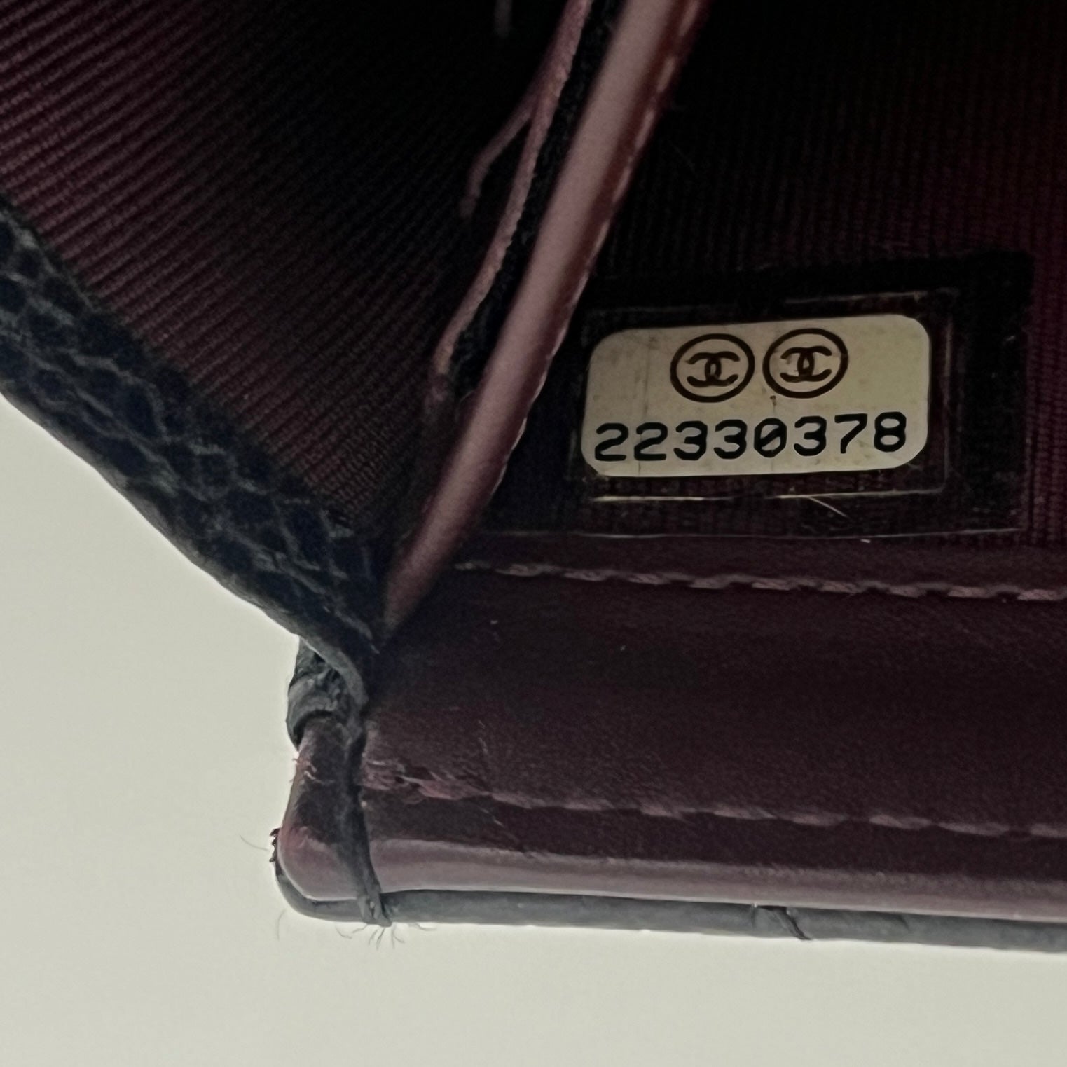 CHANEL Long Wallet black caviar leather