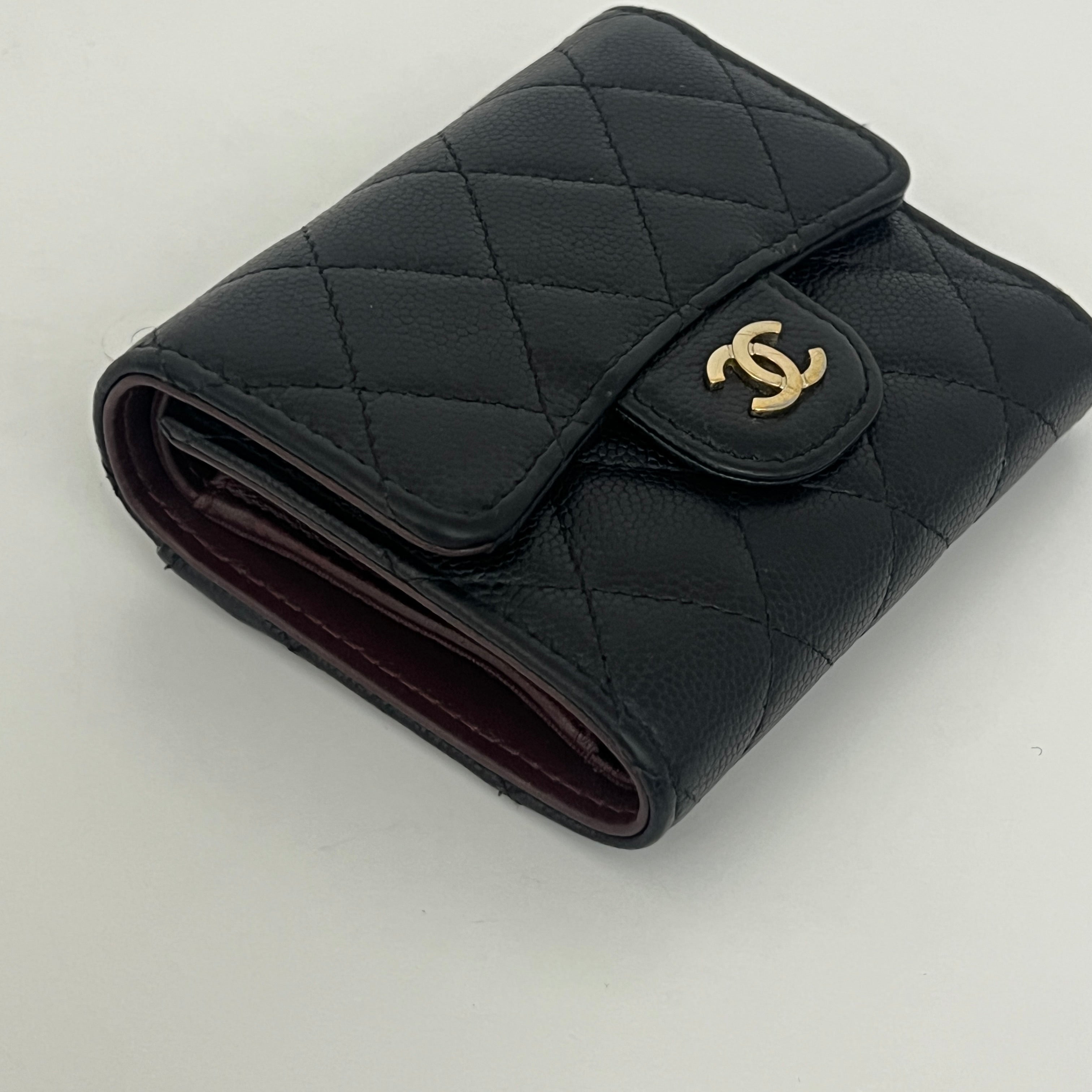Portefeuille CHANEL Classique cuir caviar noir