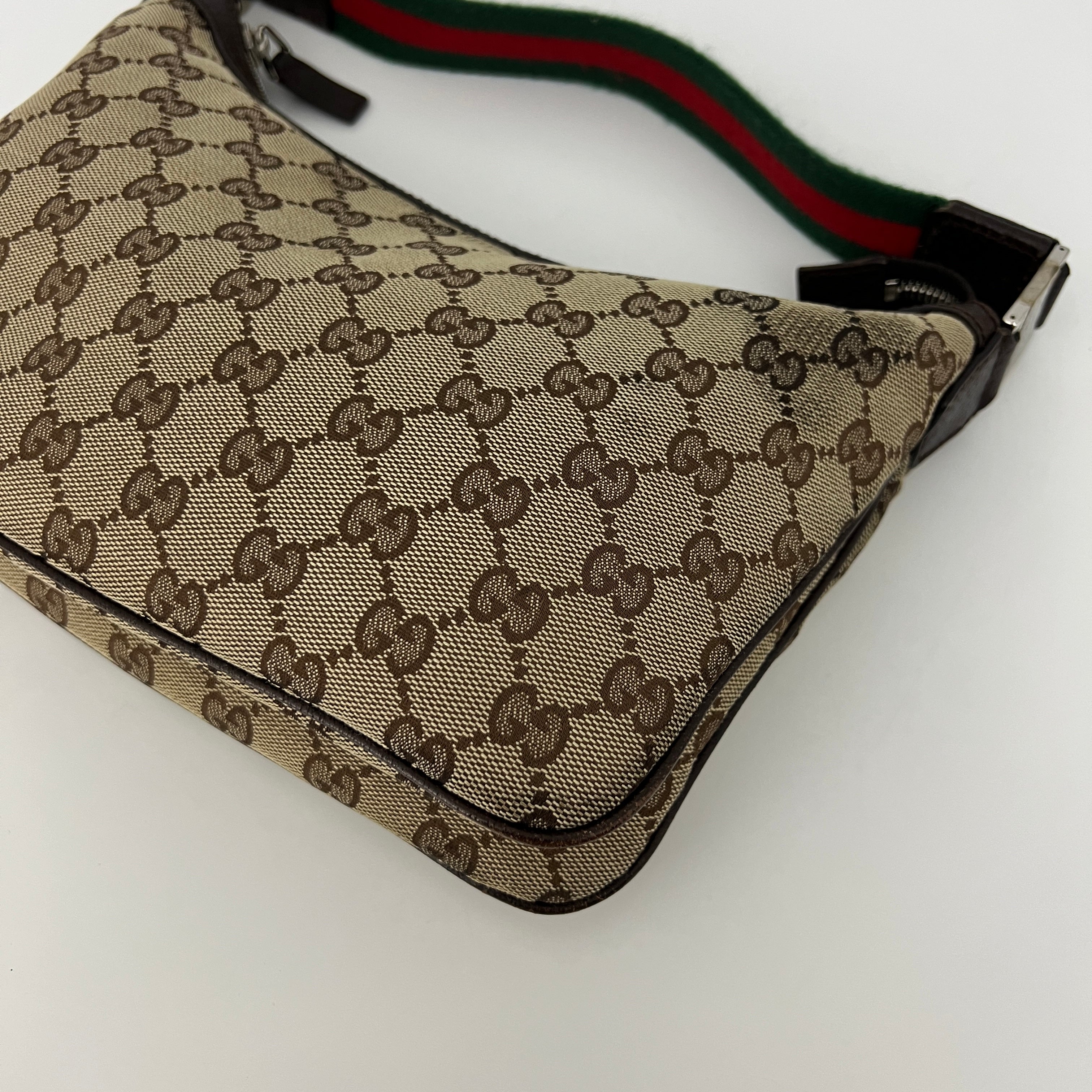 Sac GUCCI Hobo GG toile et cuir marron