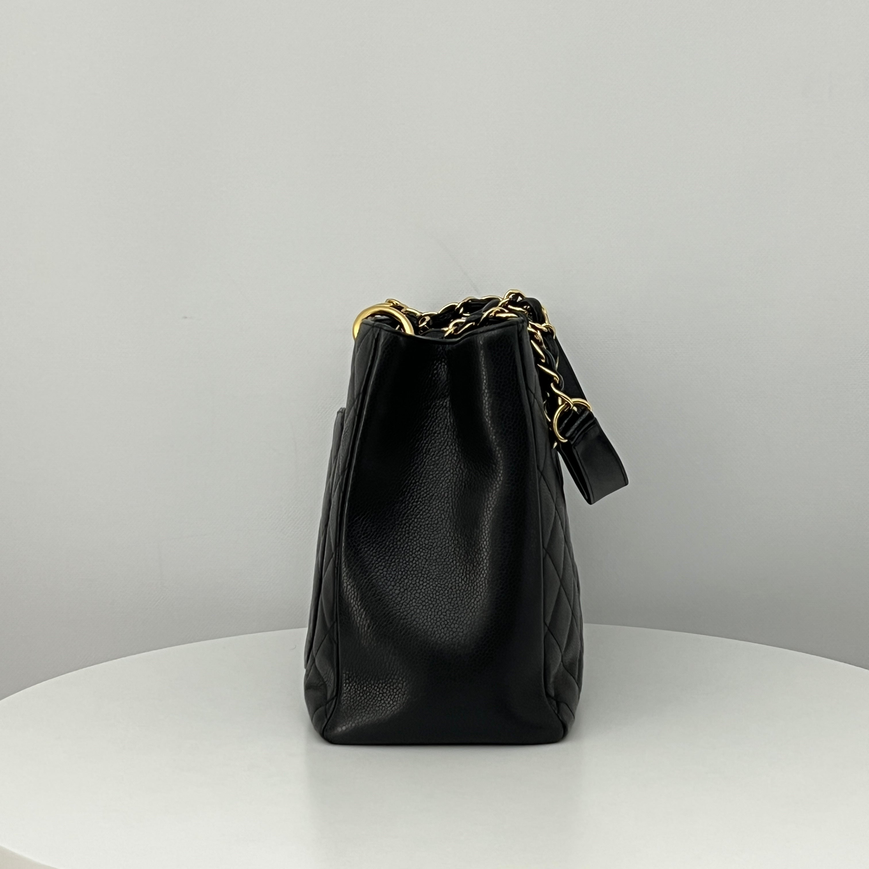 Sac CHANEL Grand Shopping Tote cuir caviar noir