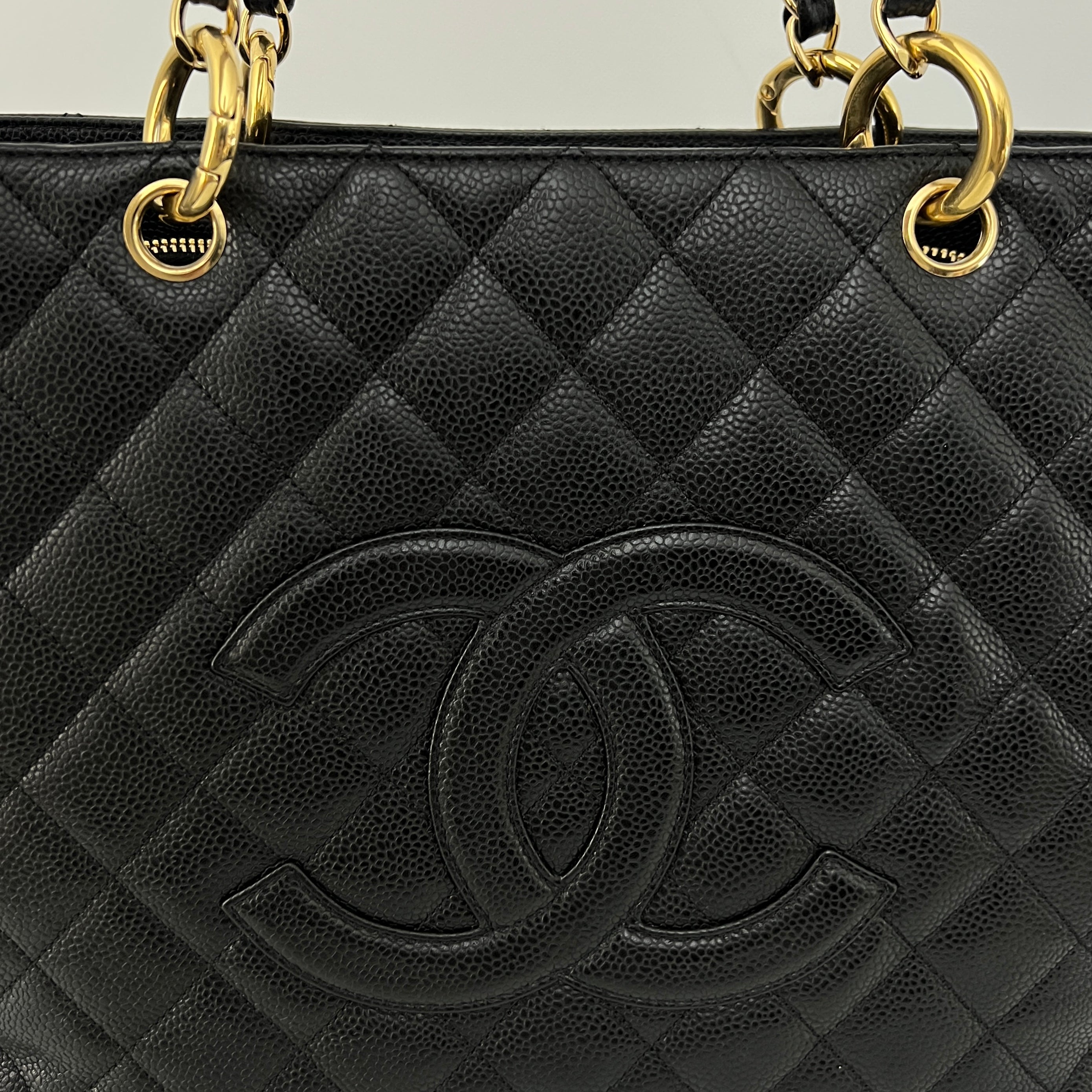 Sac CHANEL Grand Shopping Tote cuir caviar noir