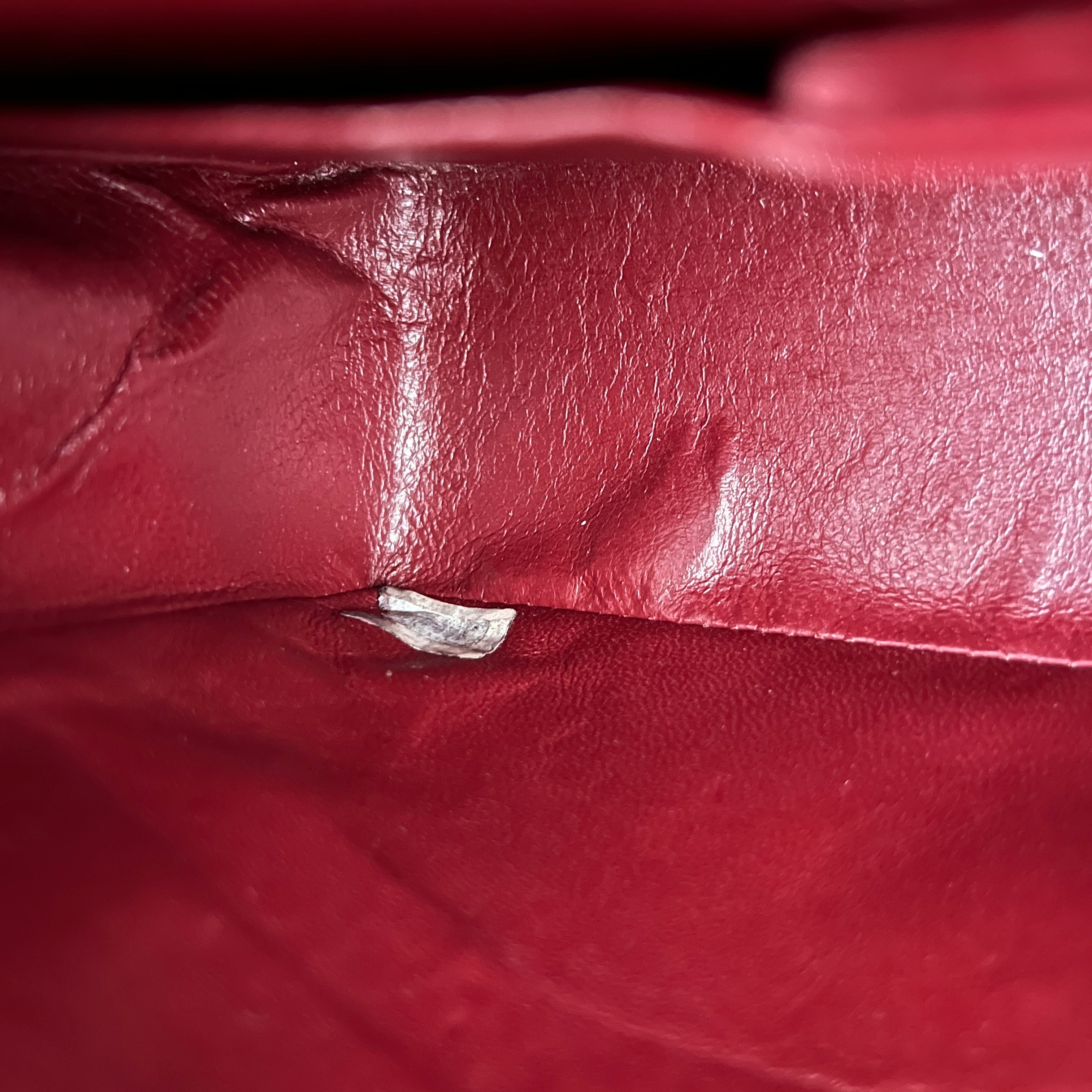 Sac CHANEL Classique Small Flap cuir d'agneau noir